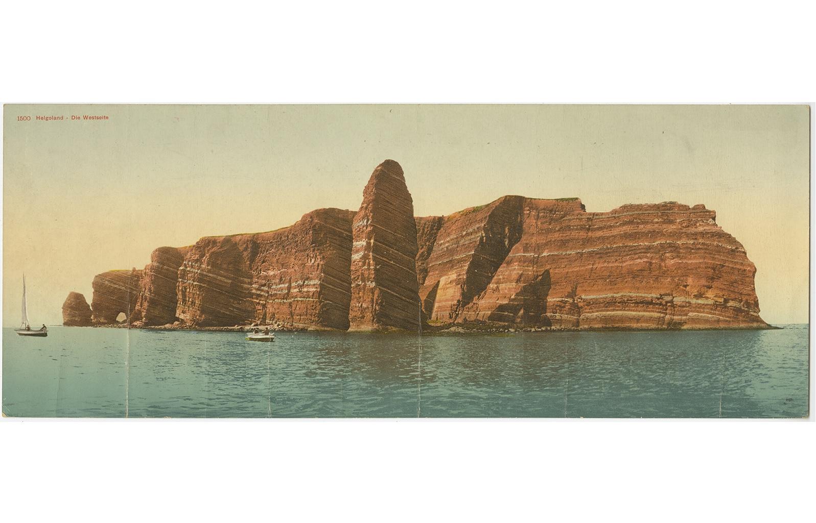 Set of Two Large Panoramic Vintage Postcards of Heligoland, Germany, 1920 In Good Condition For Sale In Langweer, NL