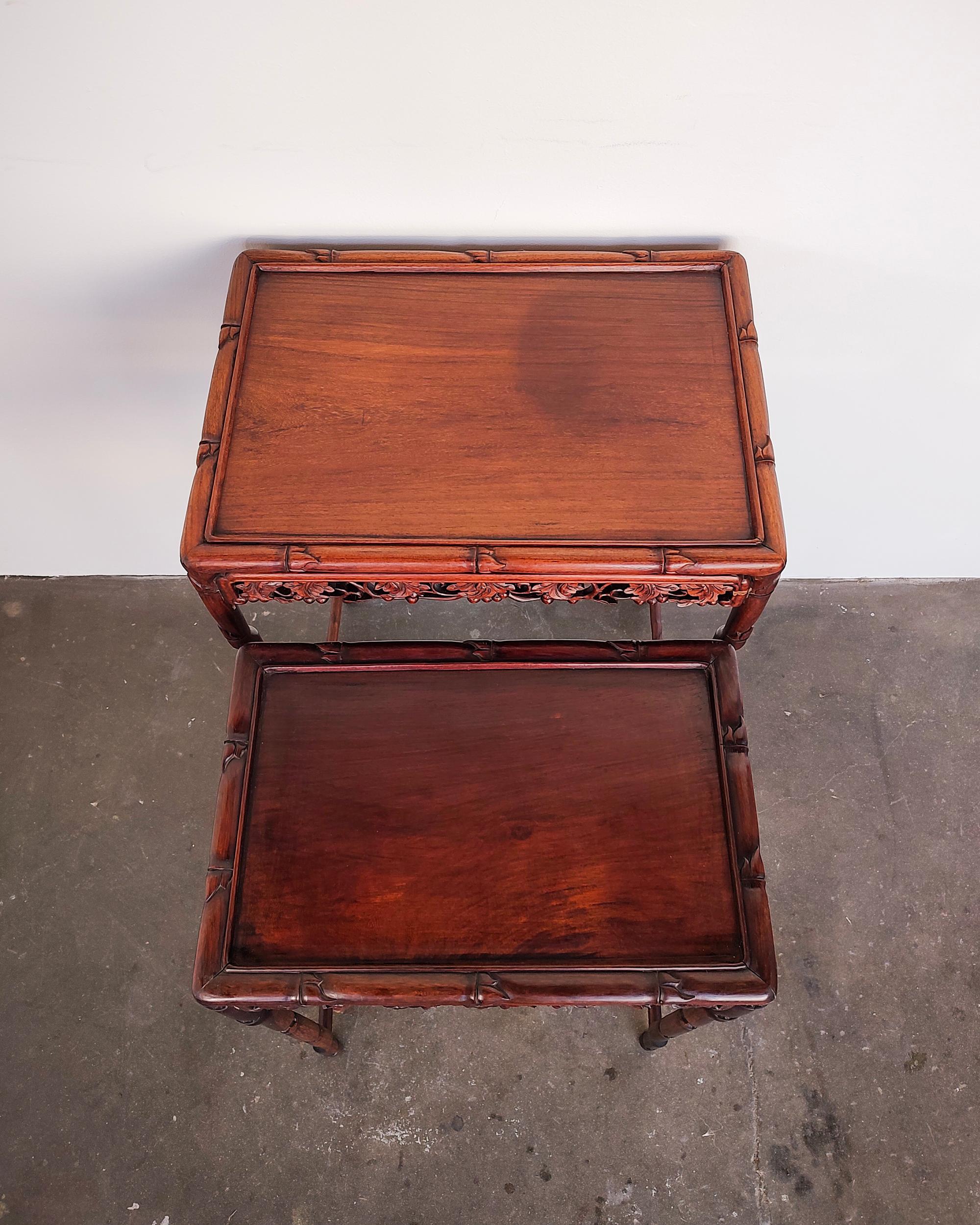 Set of Two Late 19th Century Chinese Rosewood Nesting Side Tables For Sale 1