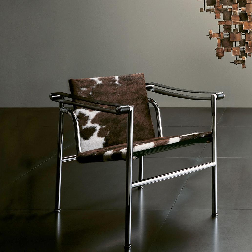 Set aus zwei LC1-Stühlen, Le Corbusier, P.Jeanneret, Charlotte Perriand von Cassina (Moderne der Mitte des Jahrhunderts) im Angebot