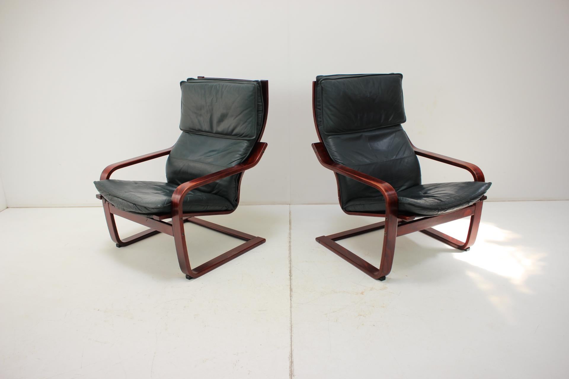 Set of Two Leather Armchairs by IKEA, Sweden, 1990's For Sale 1