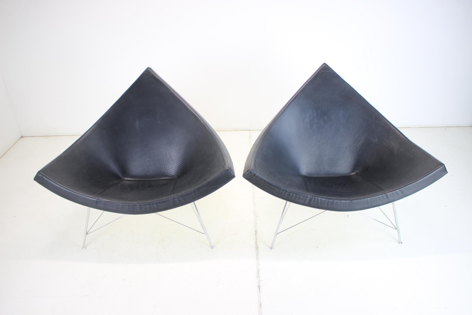 German Set of Two Leather Original George Nelson Coconut Chairs, Vitra For Sale