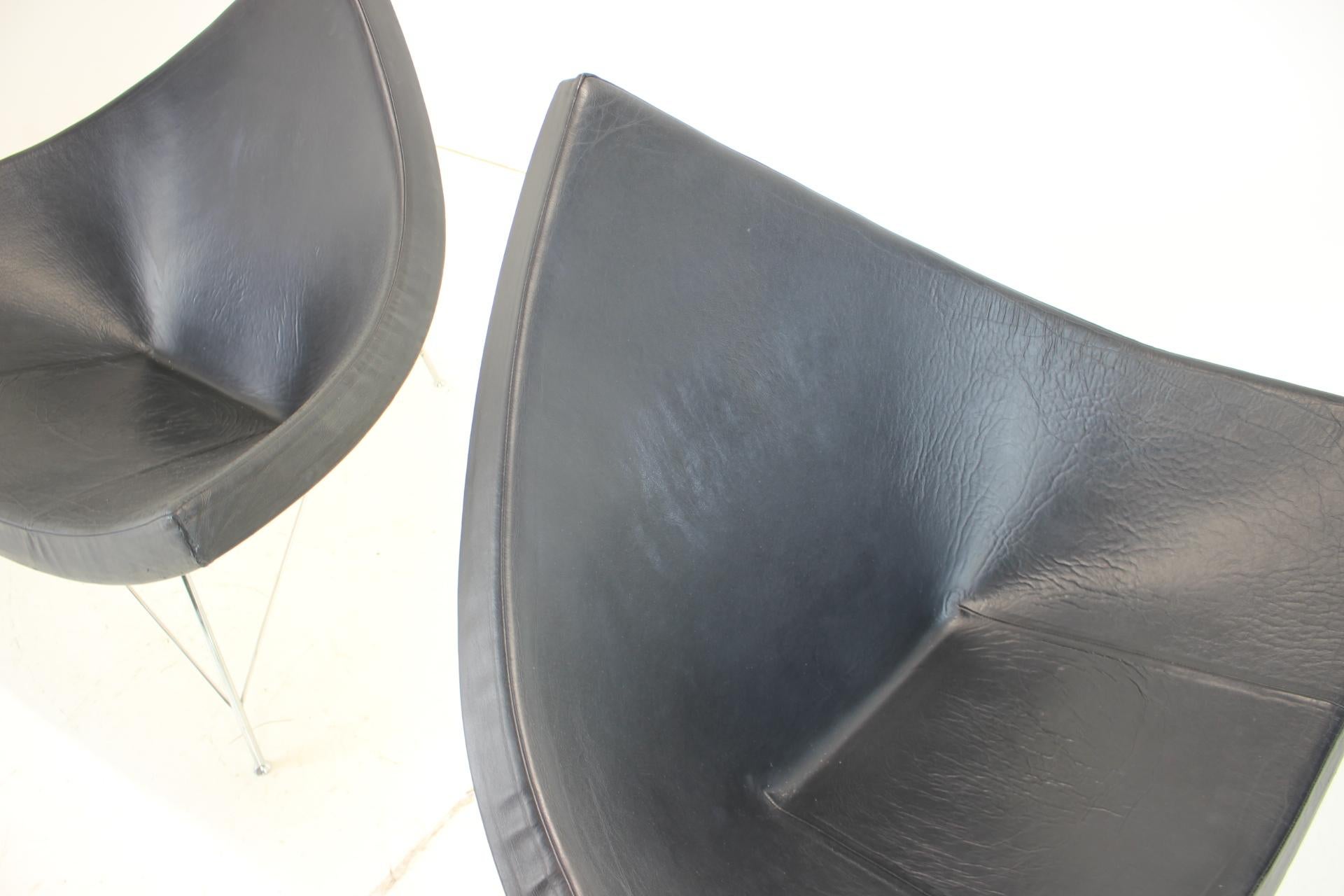 Contemporary Set of Two Leather Original George Nelson Coconut Chairs, Vitra For Sale