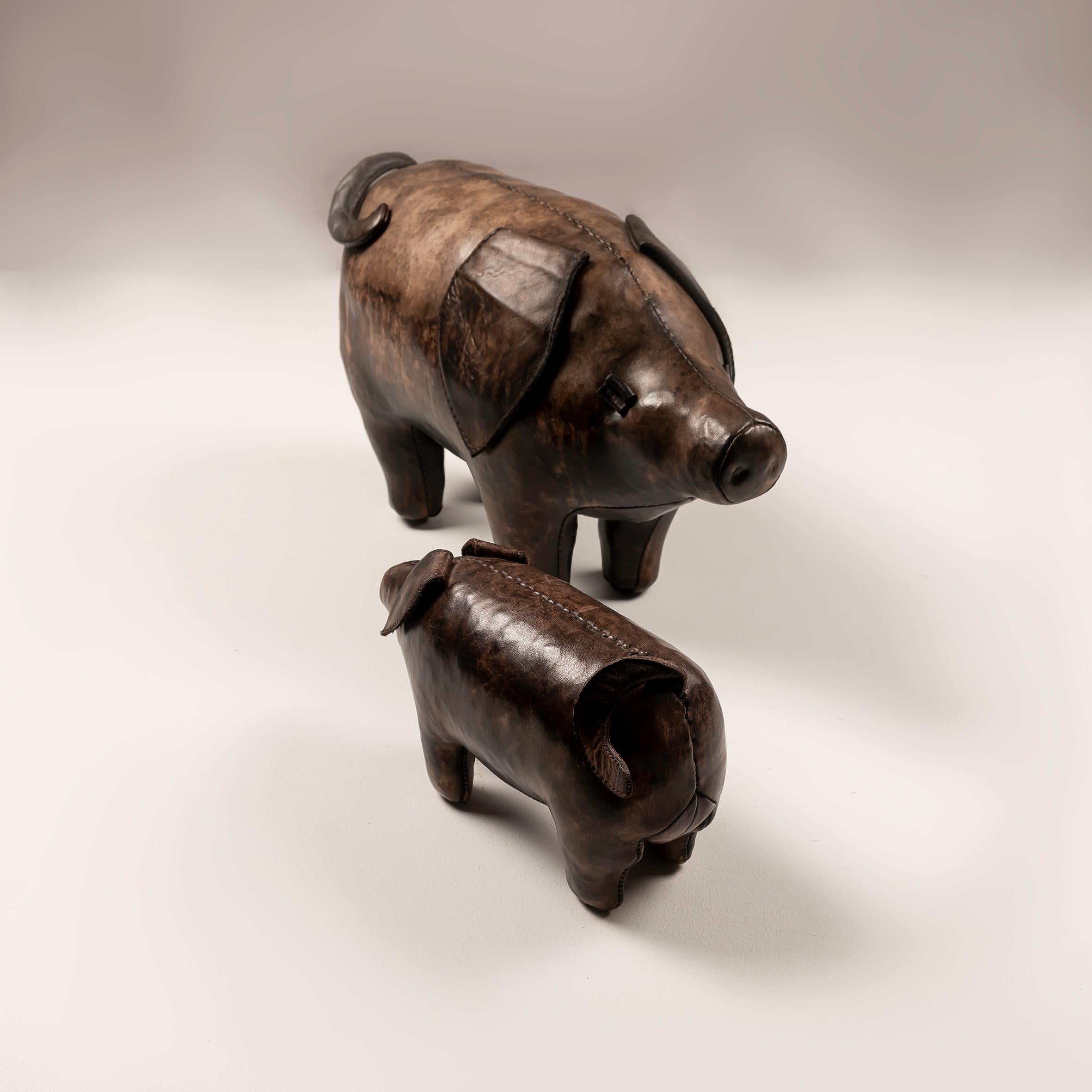 Set of two Leather Pigs by Dimitri Omersa, 1960s For Sale 2