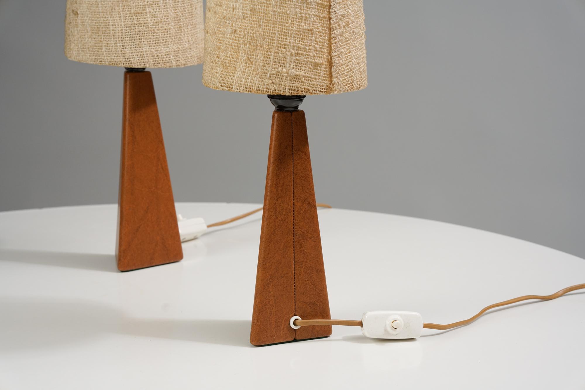 Scandinavian Modern Set of Two Leather Table Lamps by Lisa Johansson-Pape for Orno, Mid-20th Century For Sale