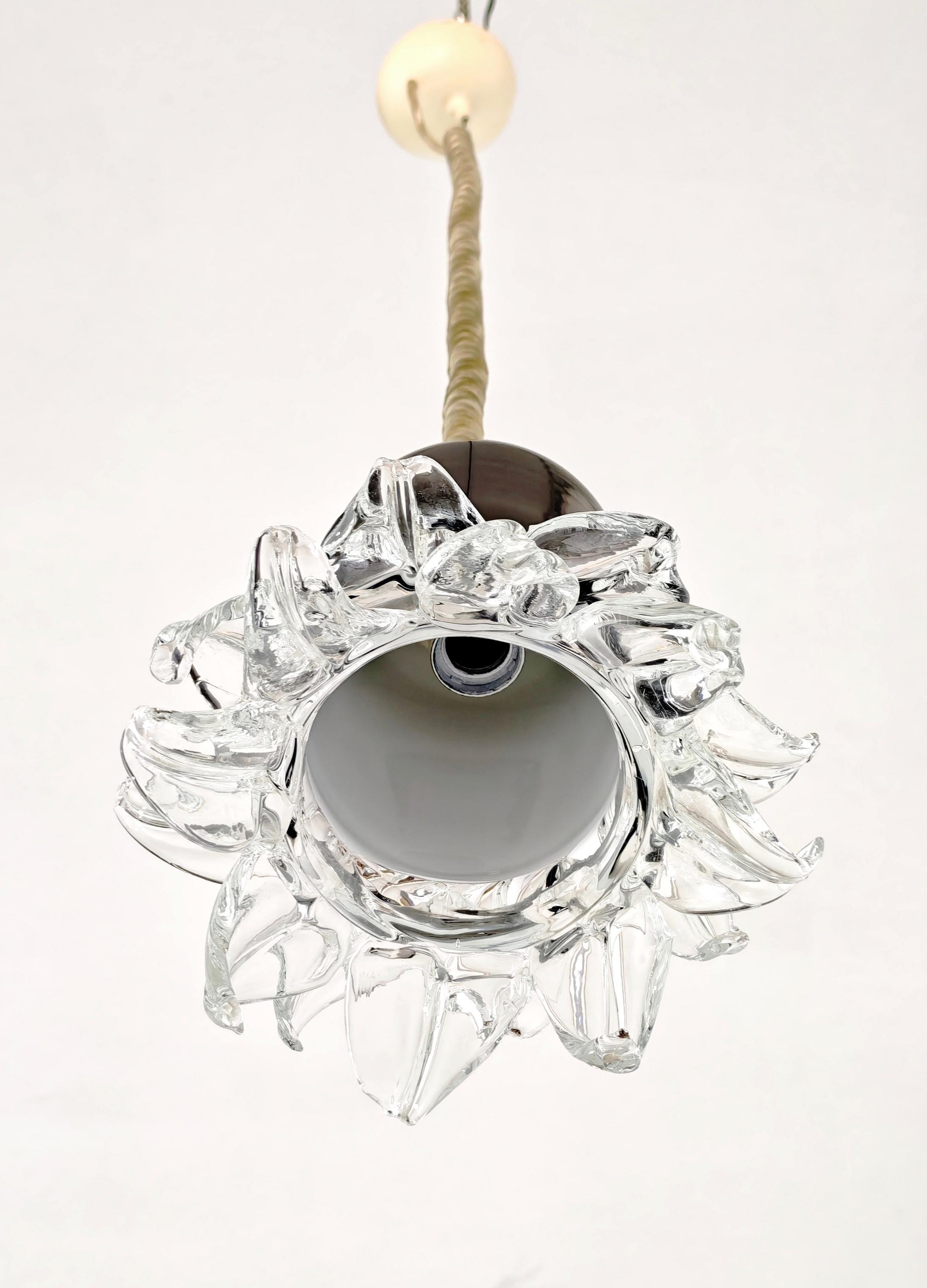 Set di due lampade a sospensione in vetro di Murano Leucos Design Italia anni '70 Mid-Century Modern In condizioni buone in vendita a Palermo, IT