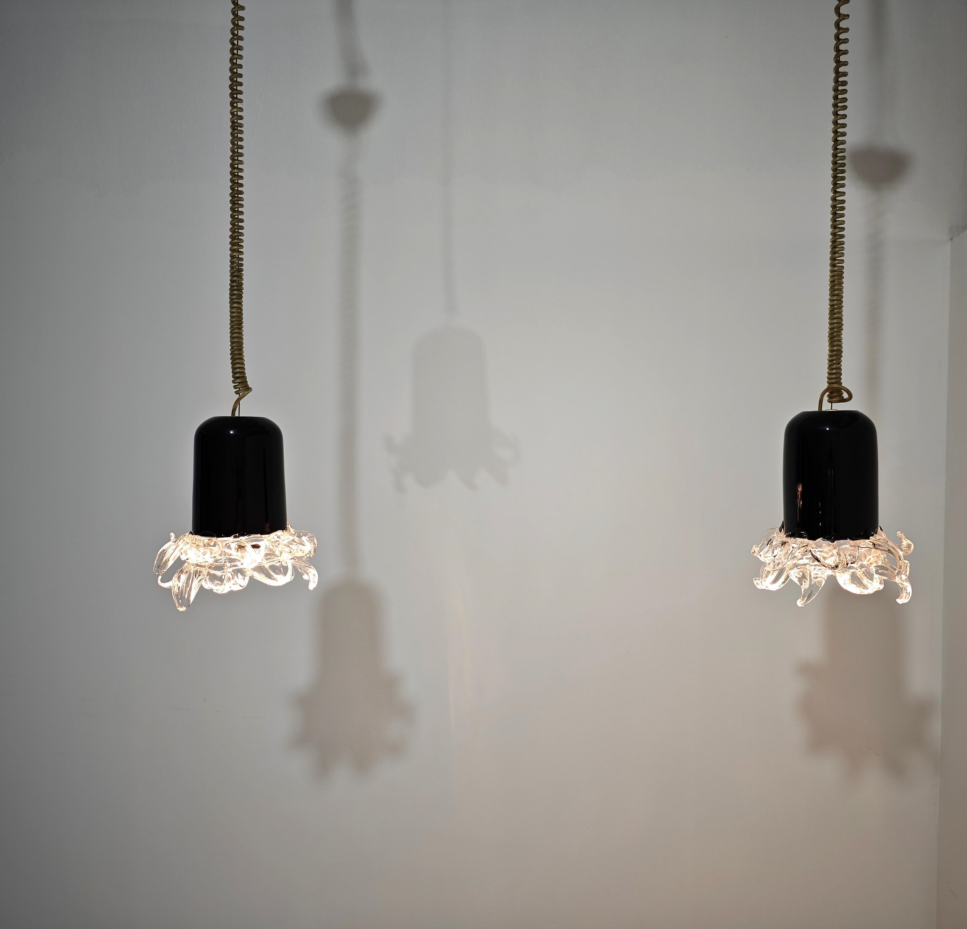 Acciaio Set di due lampade a sospensione in vetro di Murano Leucos Design Italia anni '70 Mid-Century Modern in vendita