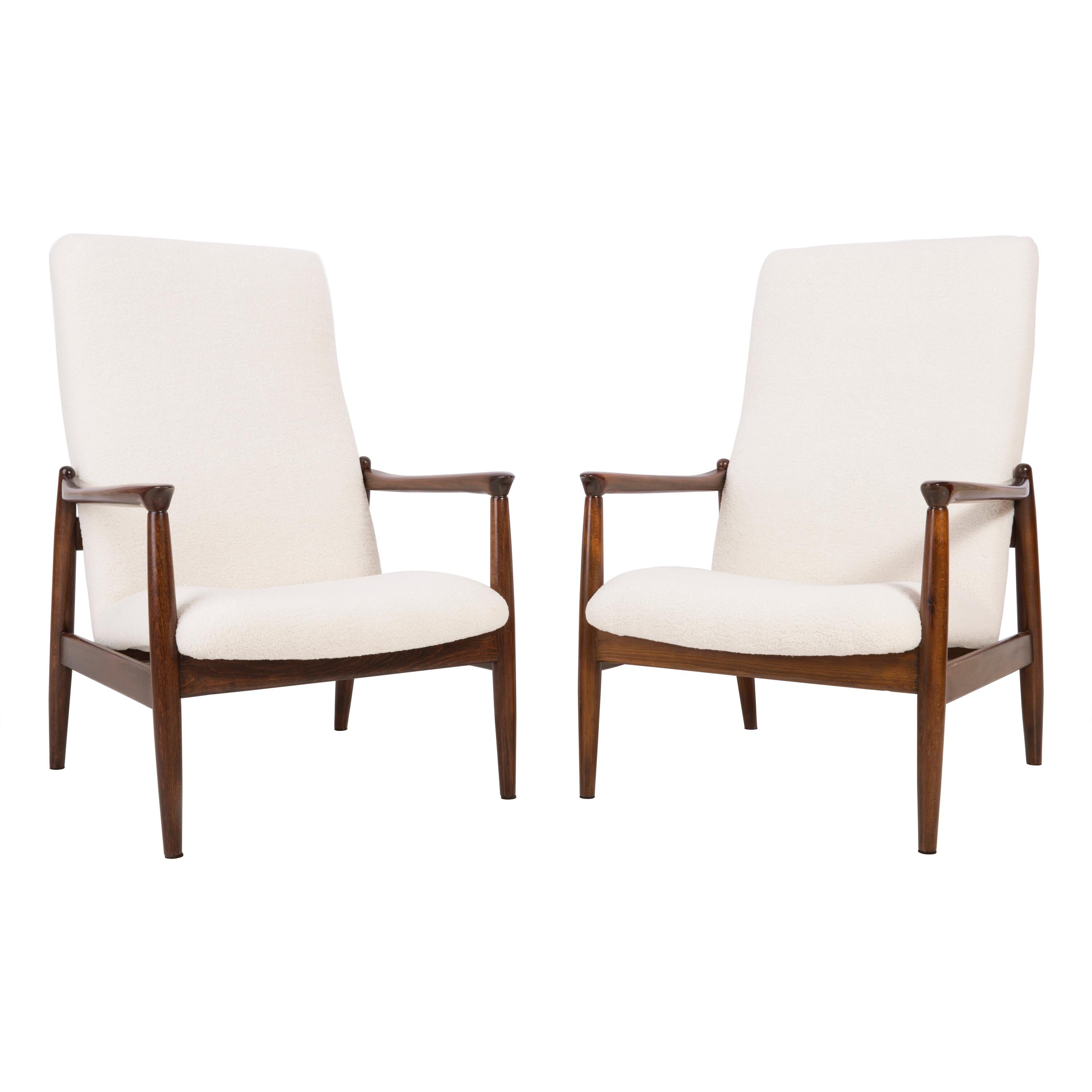 Set of Two Light Crème Boucle Armchairs, GFM-64 High, Edmund Homa, 1960s For Sale