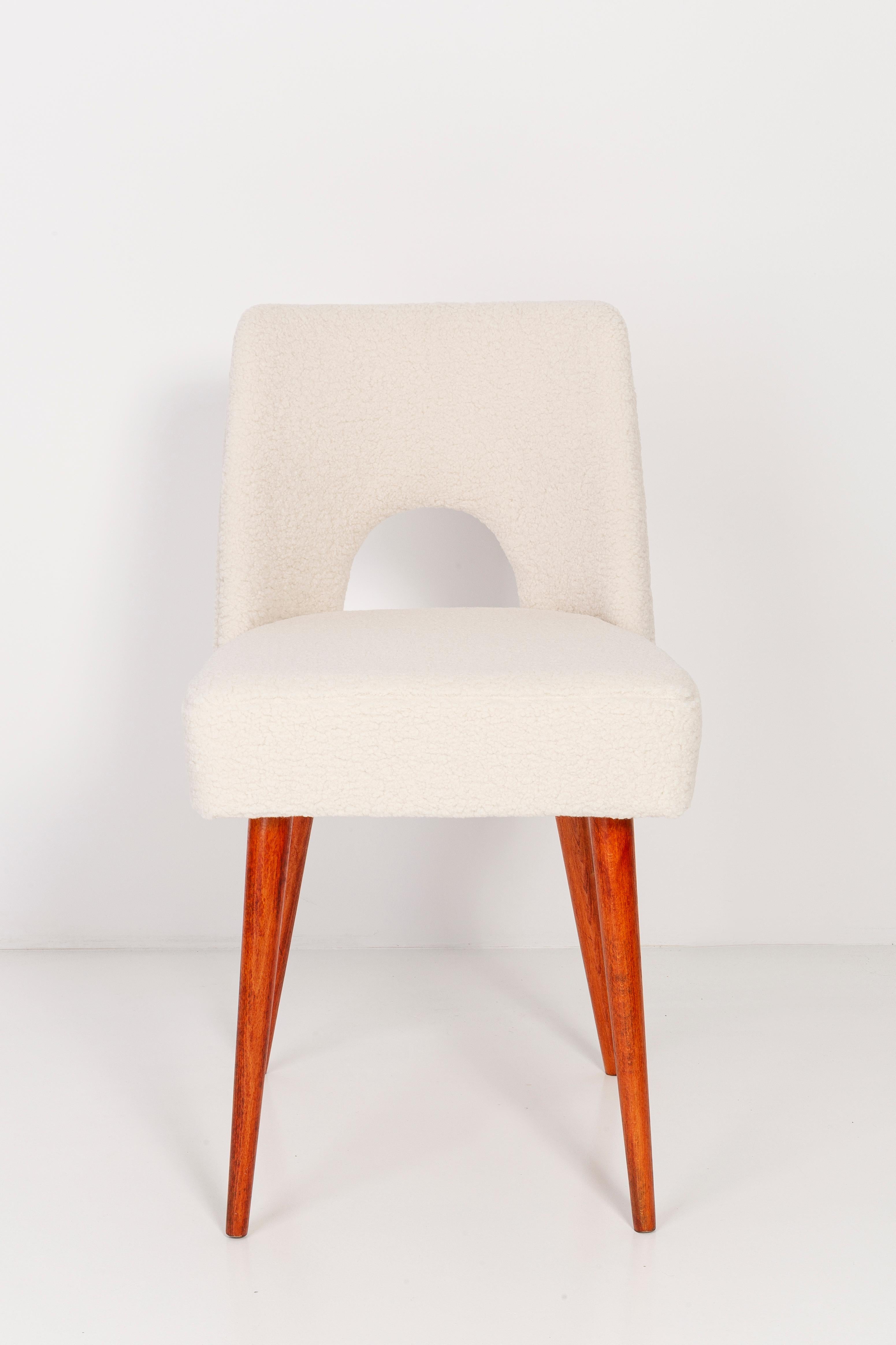 Polish Set of Two Light Crème Boucle 'Shell' Chairs, 1960s For Sale