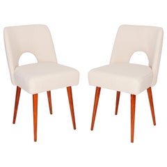 Vintage Set of Two Light Crème Boucle 'Shell' Chairs, 1960s