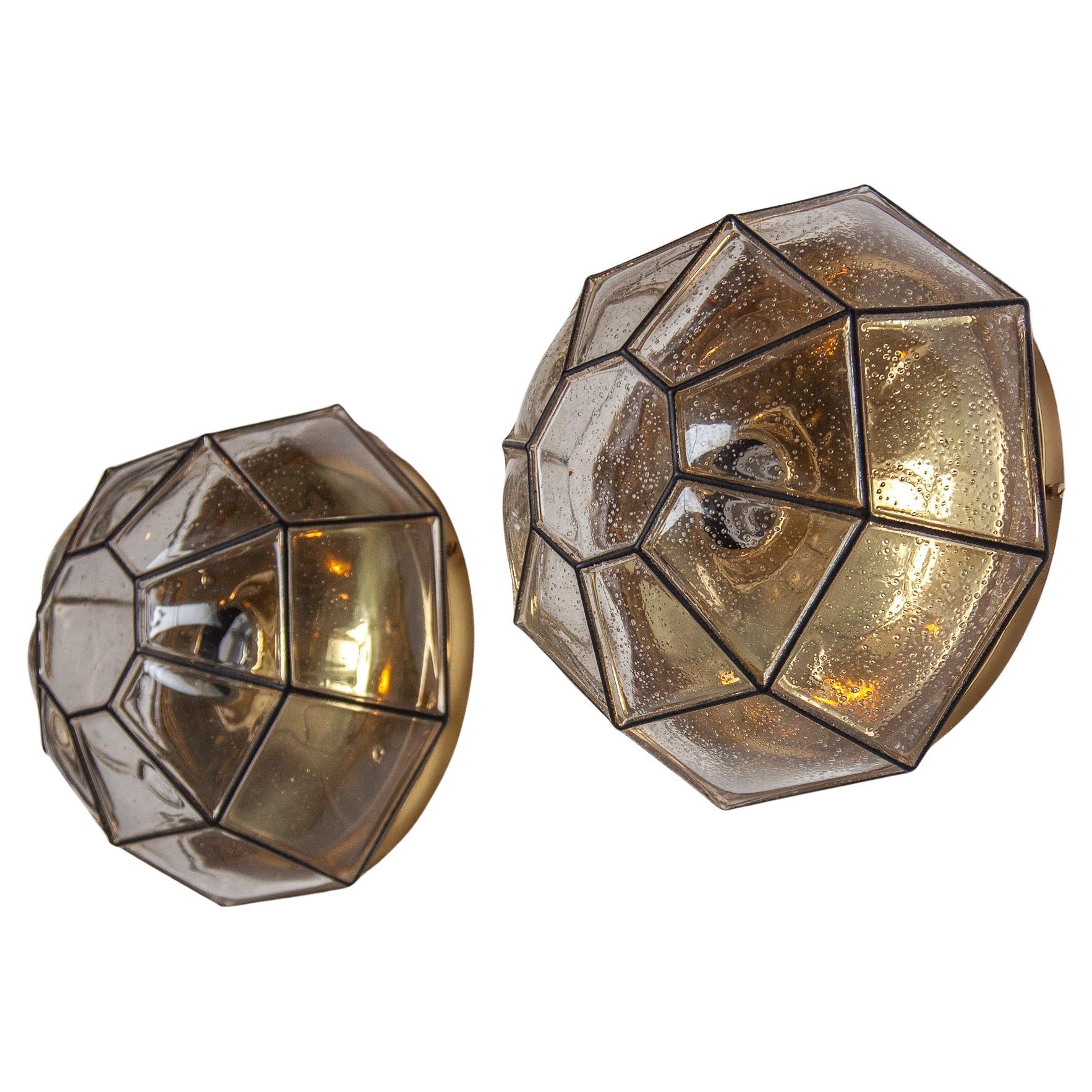 Set aus zwei Limburg Flush Mount Lights. im Angebot