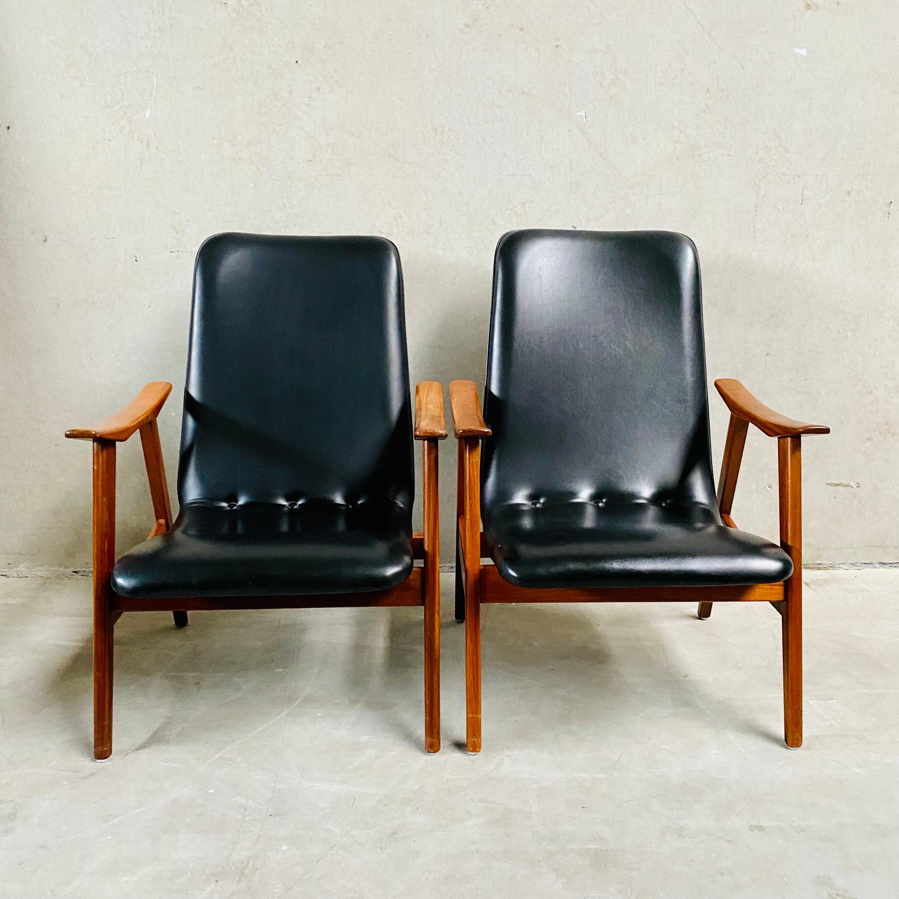 Mid-Century Modern Set of Two Louis Van Teeffelen for Webe Lounge Chairs, Netherlands, 1960s For Sale