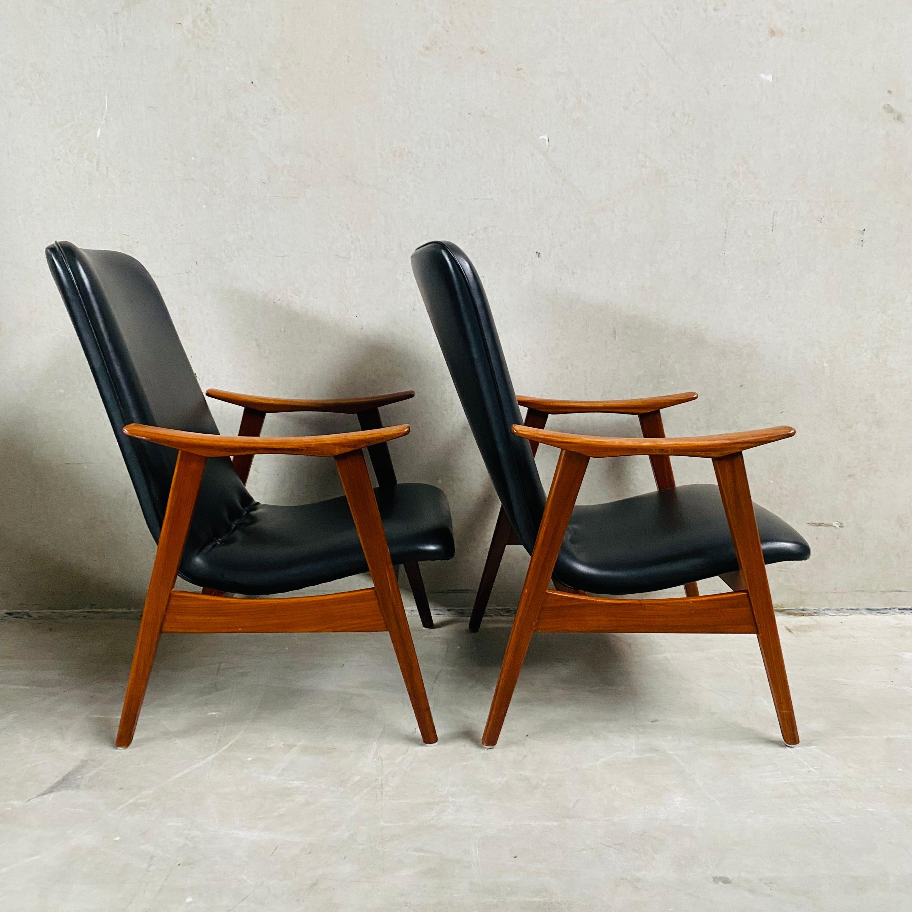Milieu du XXe siècle Ensemble de deux chaises longues Louis Van Teeffelen pour Webe, Pays-Bas, années 1960 en vente