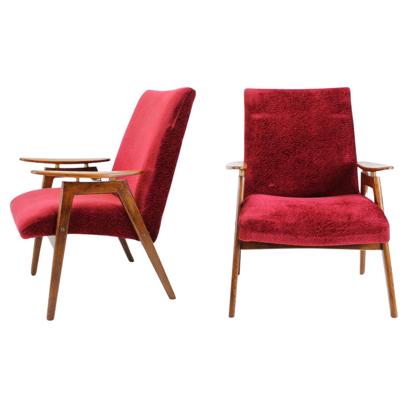 Set of Two Lounge Chair by Jaroslav Šmídek for Jitona, 1960s For Sale