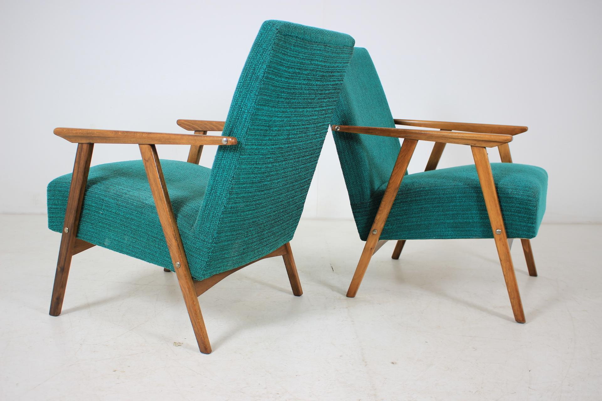 Set of Two Lounge Chairs, 1960s 2