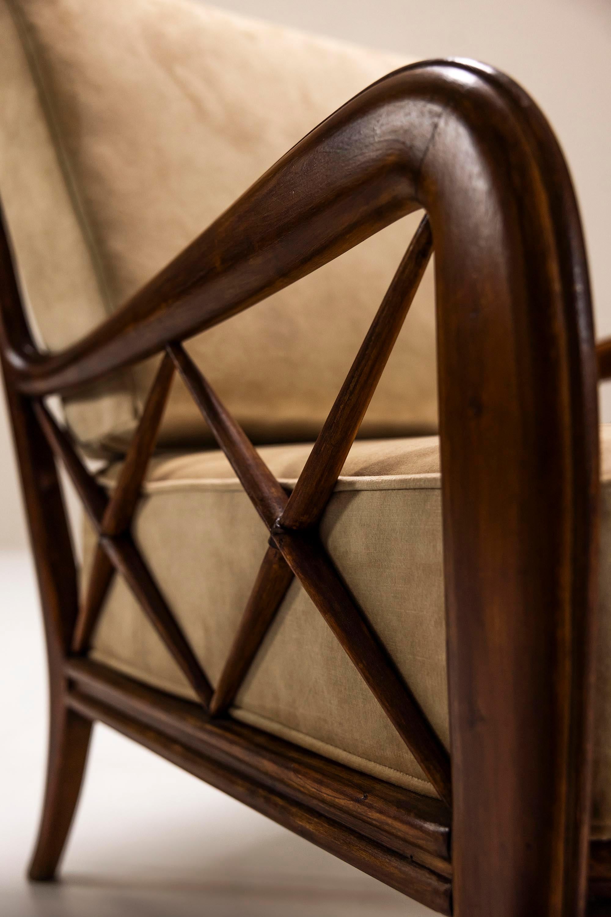 Set of Two Lounge Chairs attr. to Paolo Buffa in Stained Maple Wood and Velvet 5