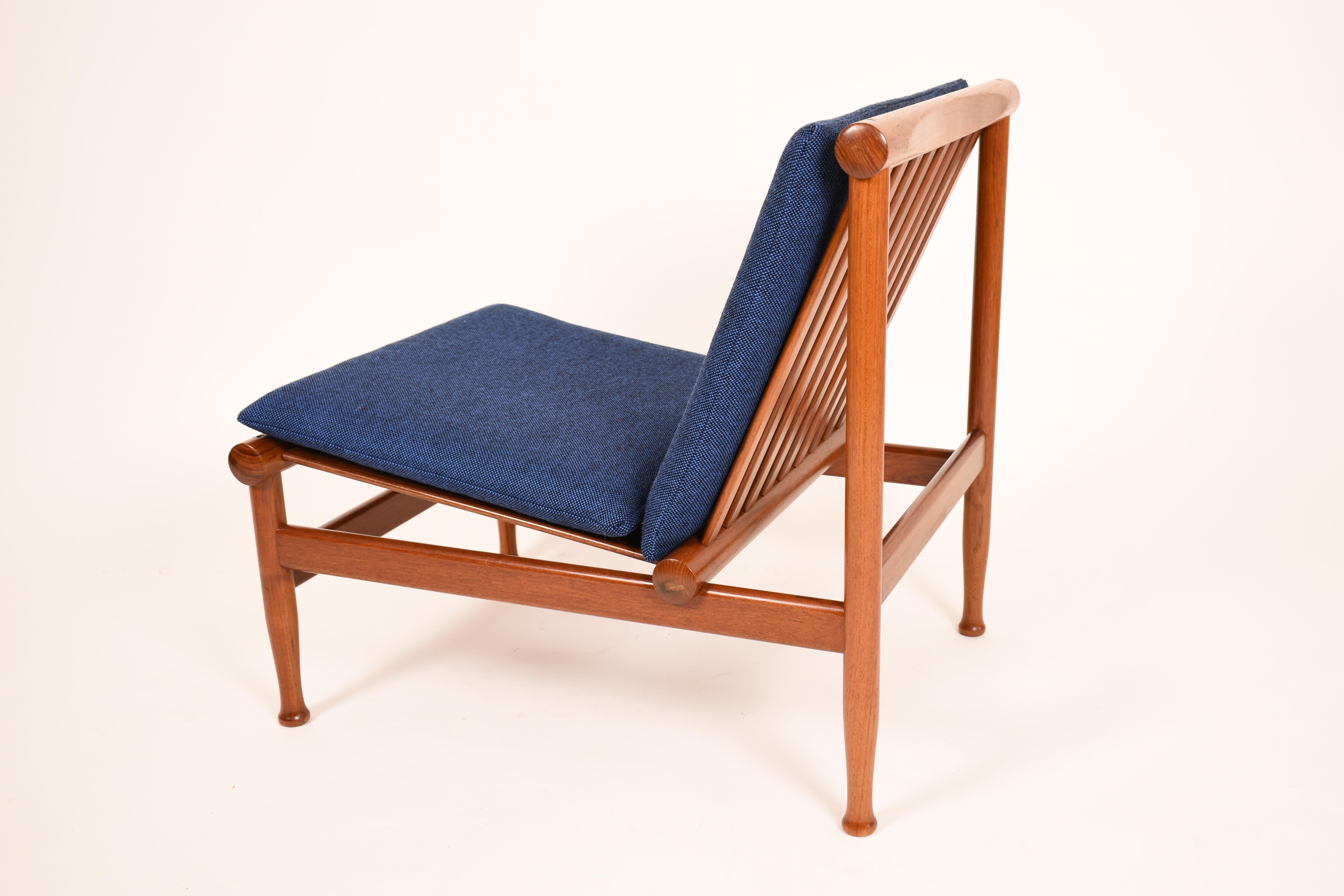Mid-20th Century Set of Two Lounge Chairs by Kai Lyngfeldt Larsen in Teak, Denmark, 1960