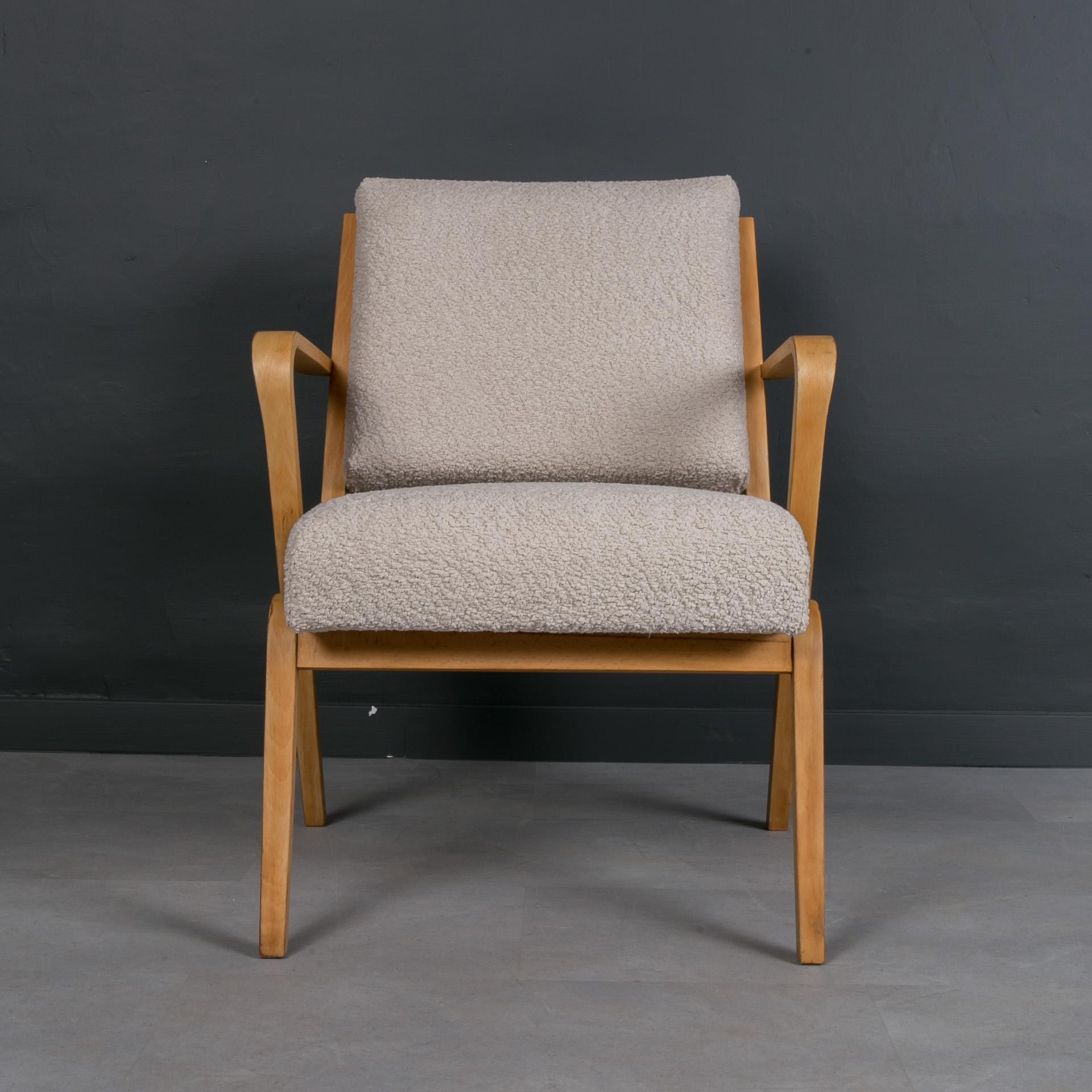 Oiled Set of Two Lounge Chairs by S. Selmanagić, 1960s, Reupholstered in Creamy Boucle For Sale