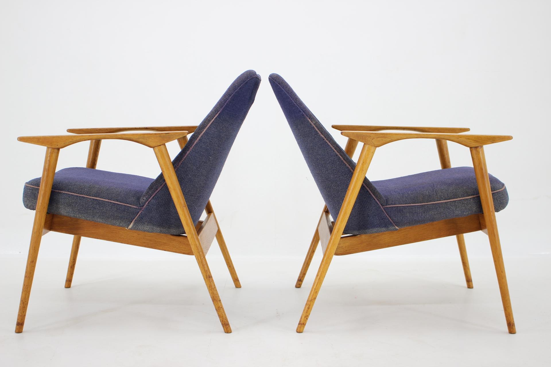 Mid-Century Modern Set of Two Lounge Chairs Designed by Miroslav Navrátil, 1960s