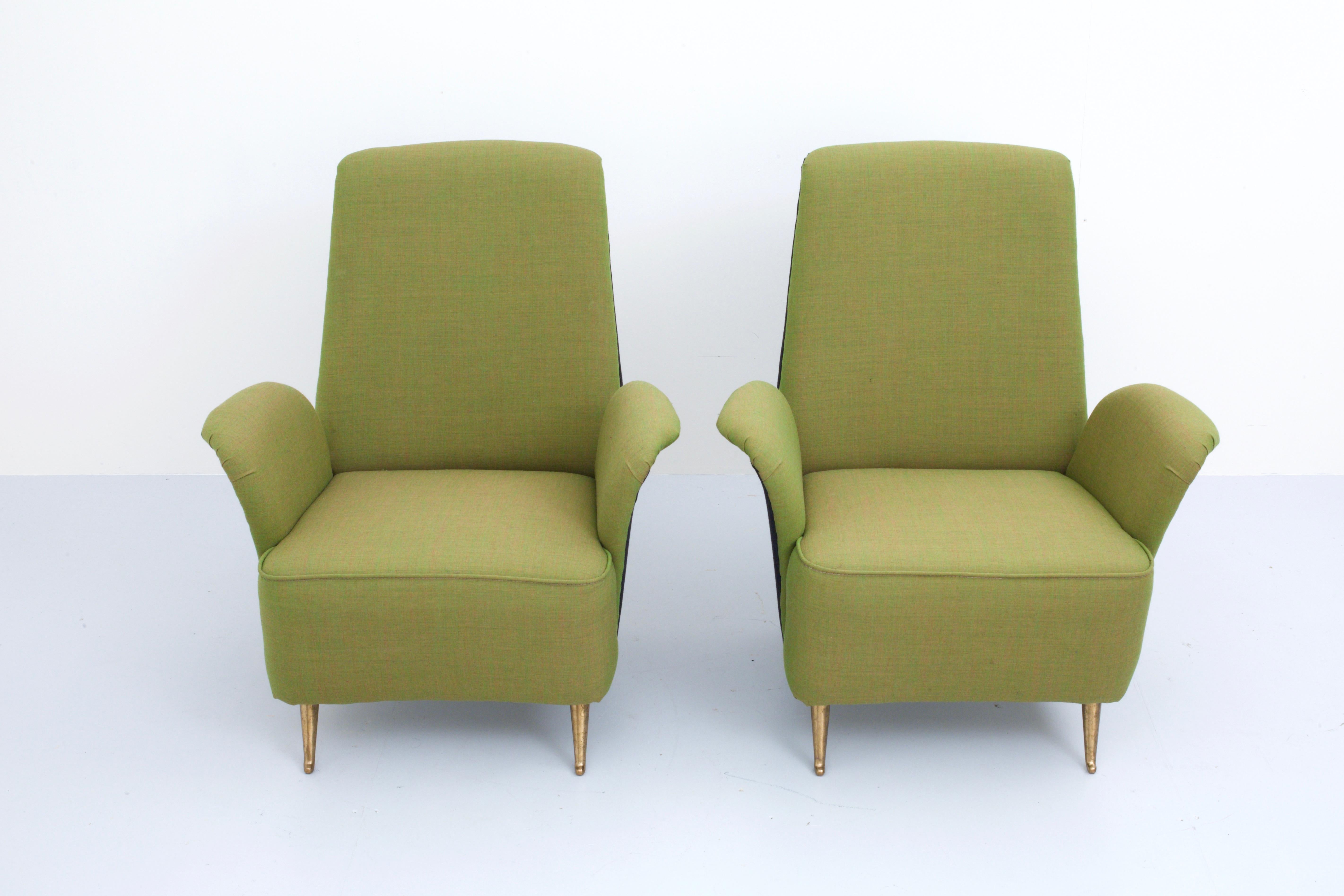 Set of Two Lounge Chairs in Fabric and Brass by i.S.a., Italy, 1960s In Excellent Condition For Sale In Amsterdam, NL