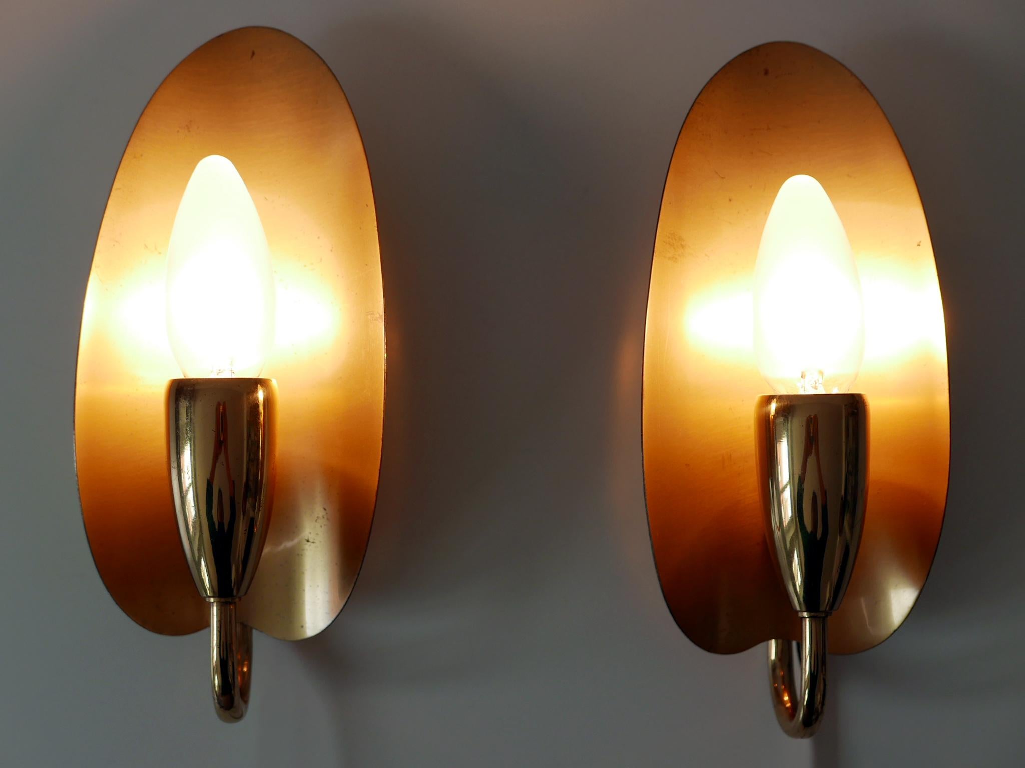 Set di due graziose lampade da parete in ottone della metà del secolo scorso Germania anni '50 in vendita 3