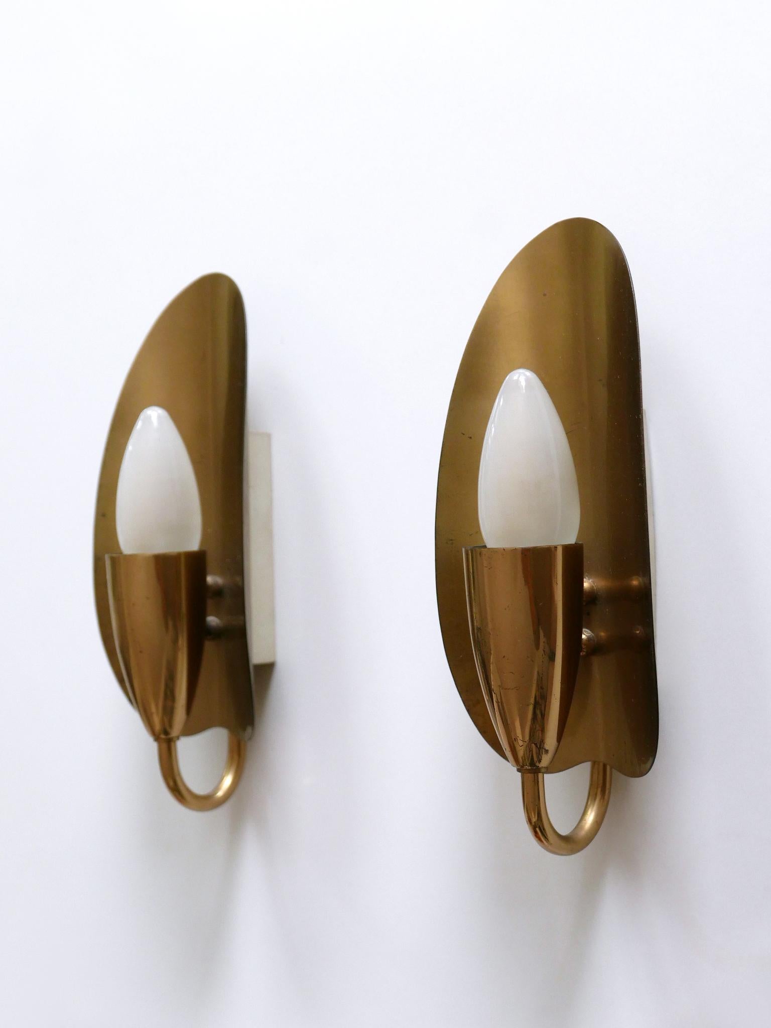 Set di due graziose lampade da parete in ottone della metà del secolo scorso Germania anni '50 in vendita 4