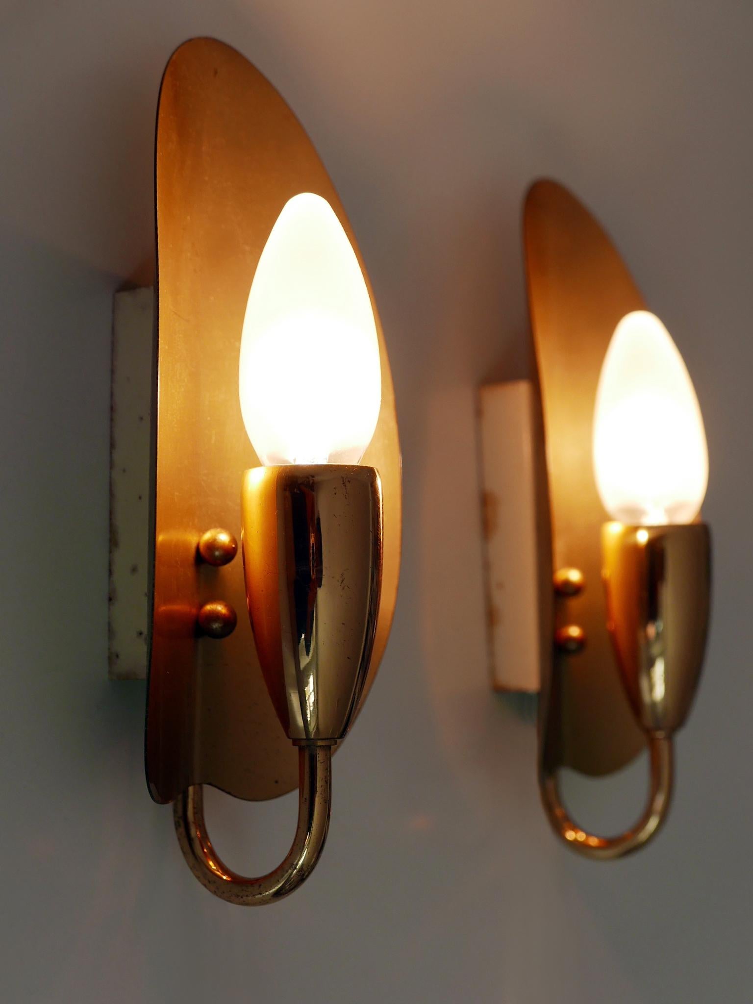 Set di due graziose lampade da parete in ottone della metà del secolo scorso Germania anni '50 in vendita 5