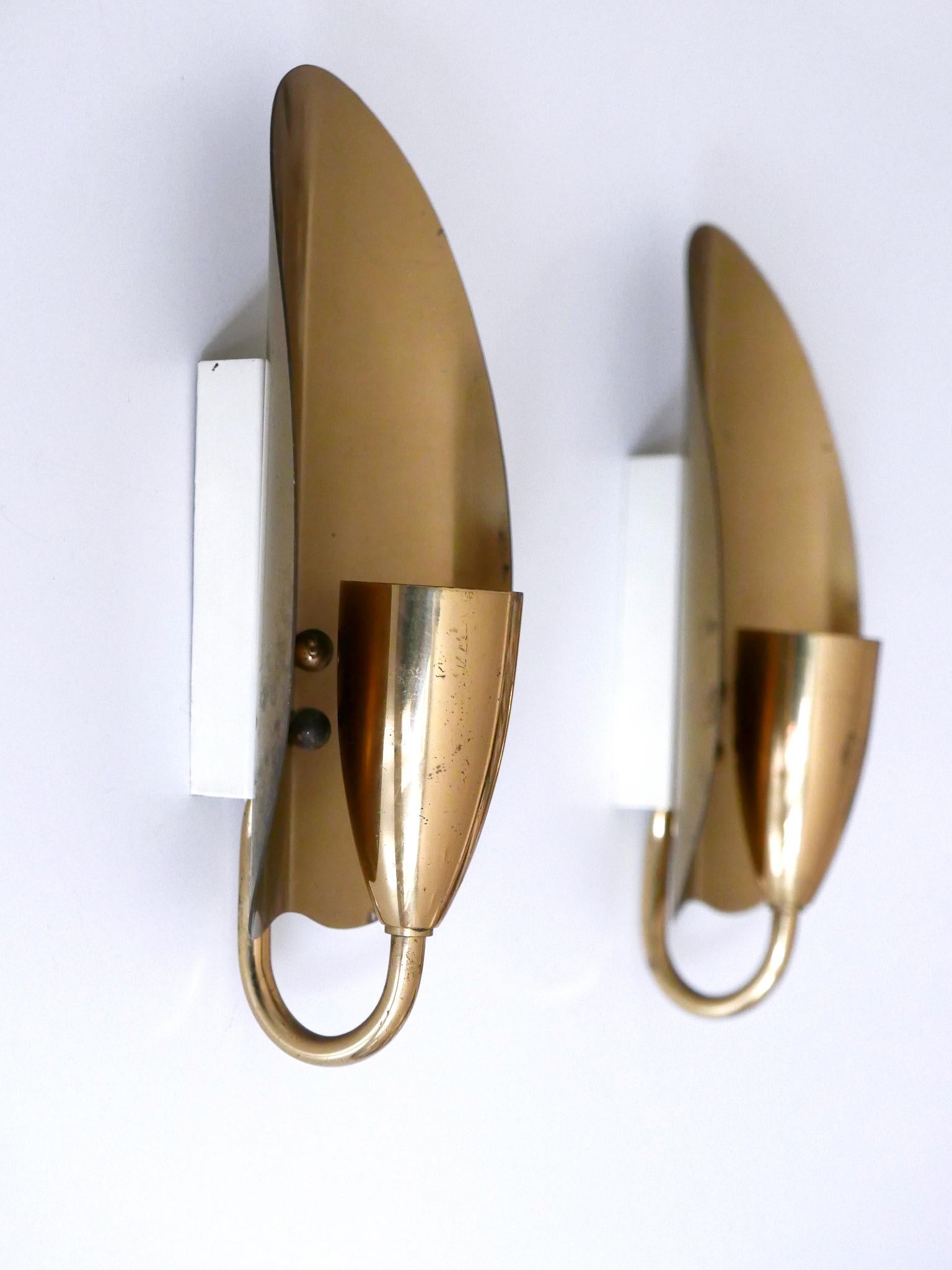 Set di due graziose lampade da parete in ottone della metà del secolo scorso Germania anni '50 in vendita 12