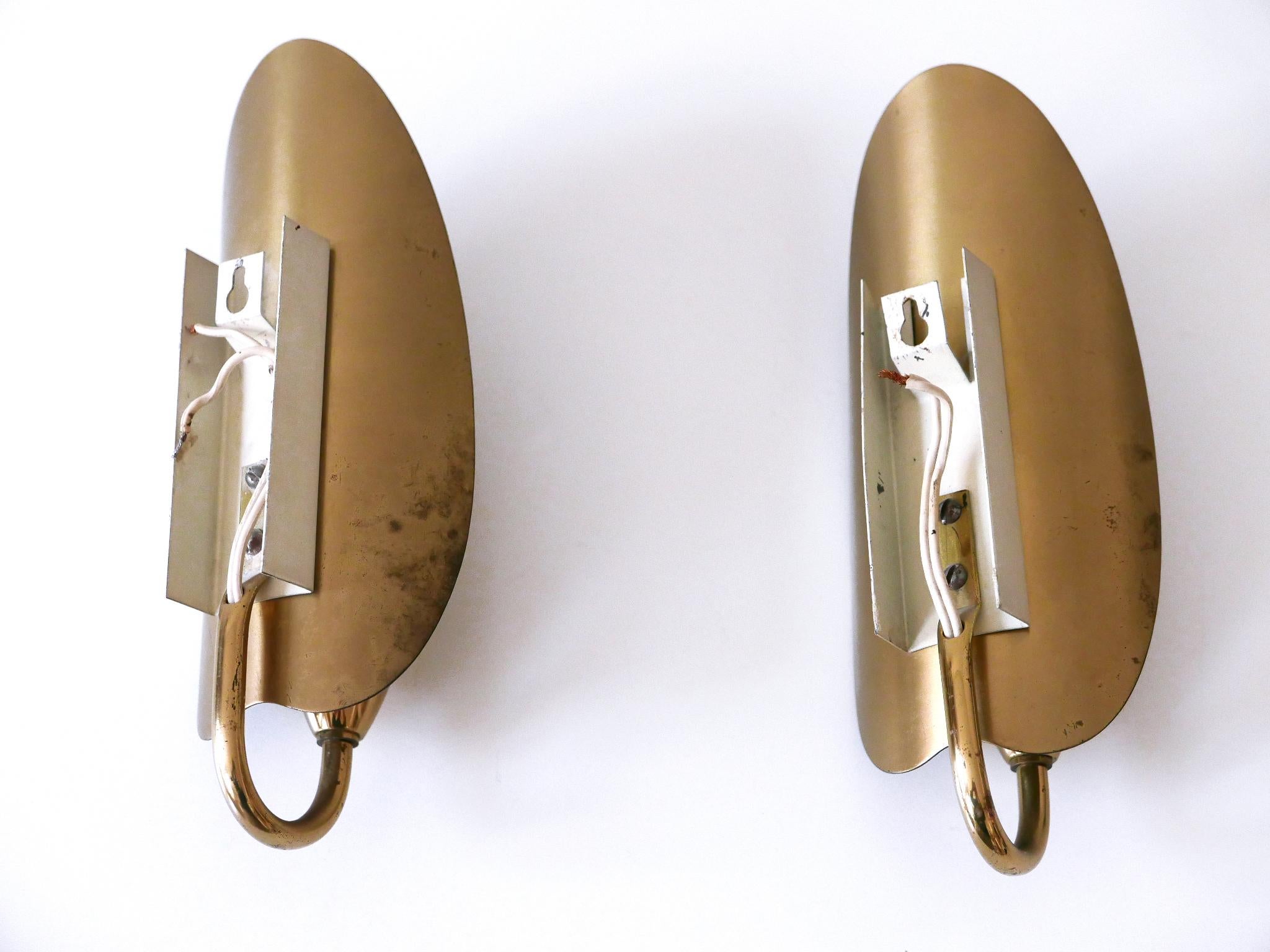 Set di due graziose lampade da parete in ottone della metà del secolo scorso Germania anni '50 in vendita 13