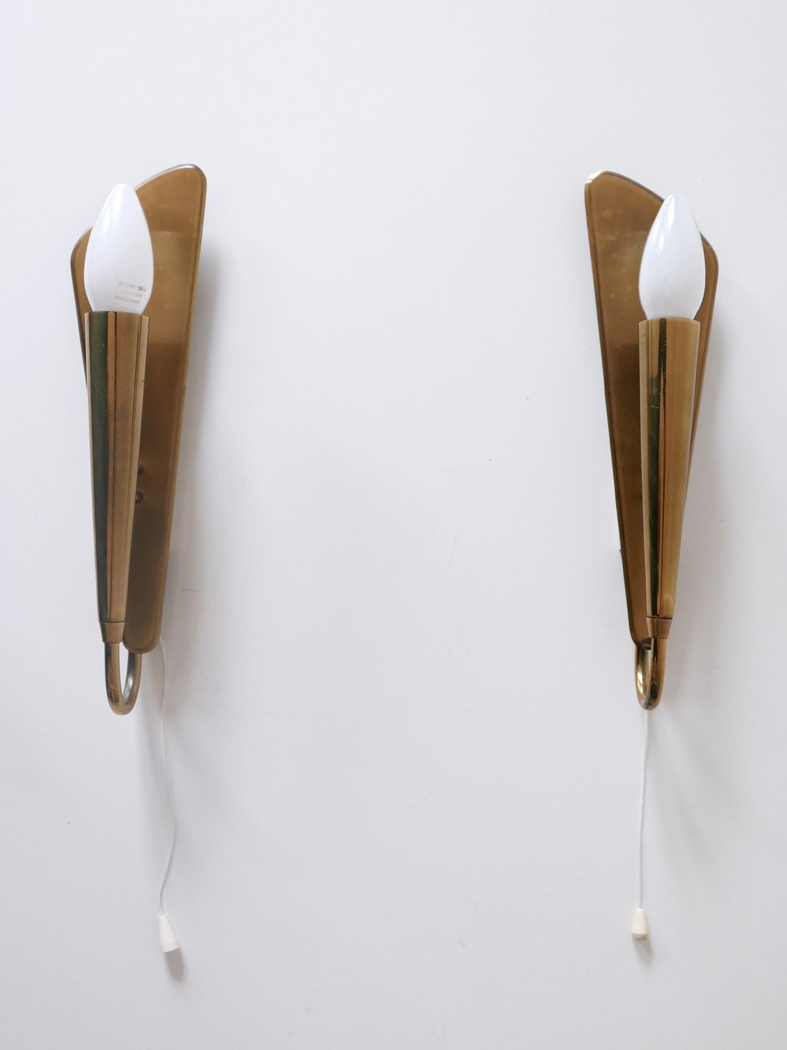 Set of Two Lovely Mid-Century Modern Brass Sconces or Wall Lamps Germany 1950s In Good Condition For Sale In Munich, DE