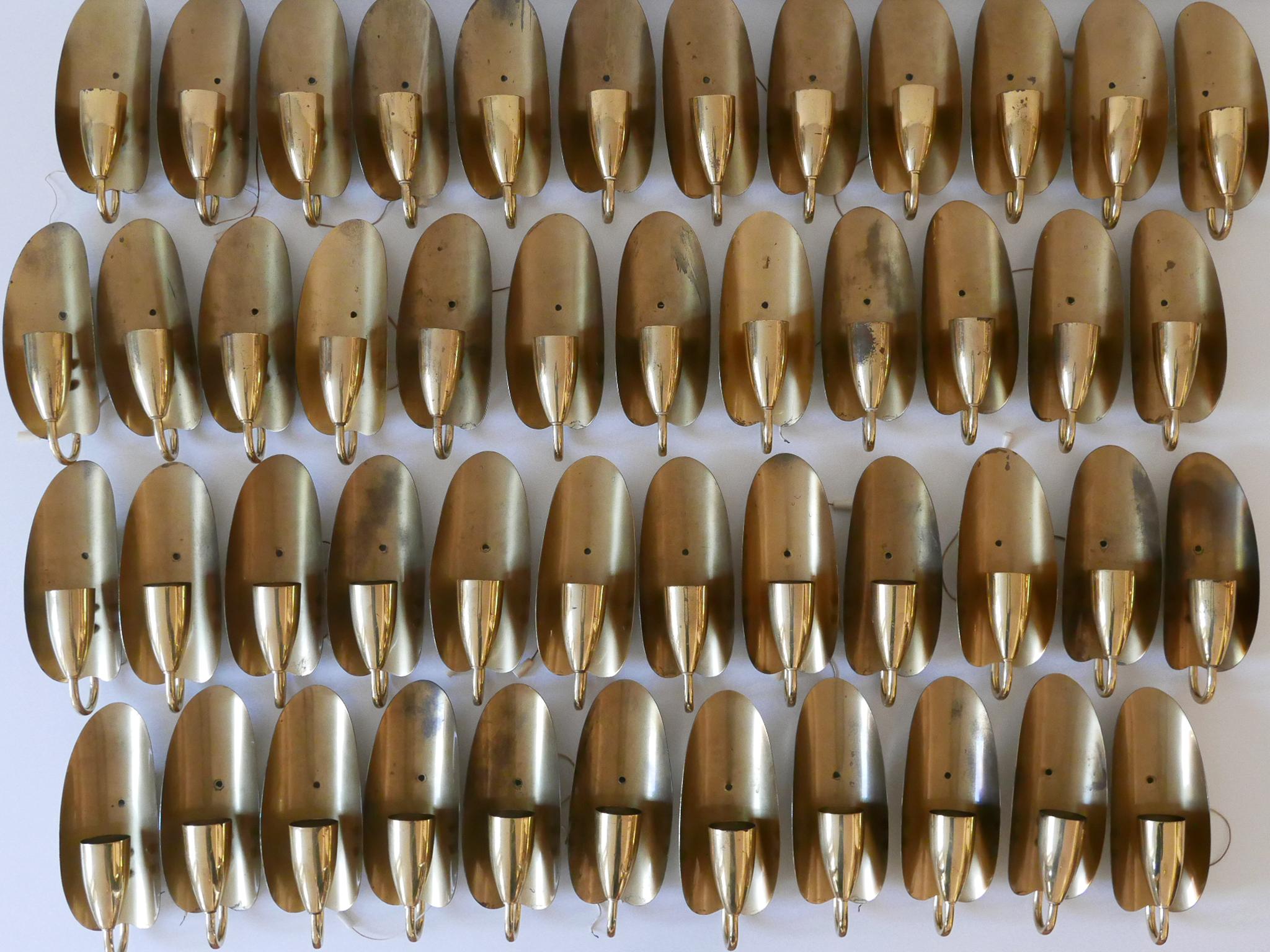 Set of Two Lovely Mid-Century Modern Brass Sconces or Wall Lamps Germany 1950s In Good Condition For Sale In Munich, DE