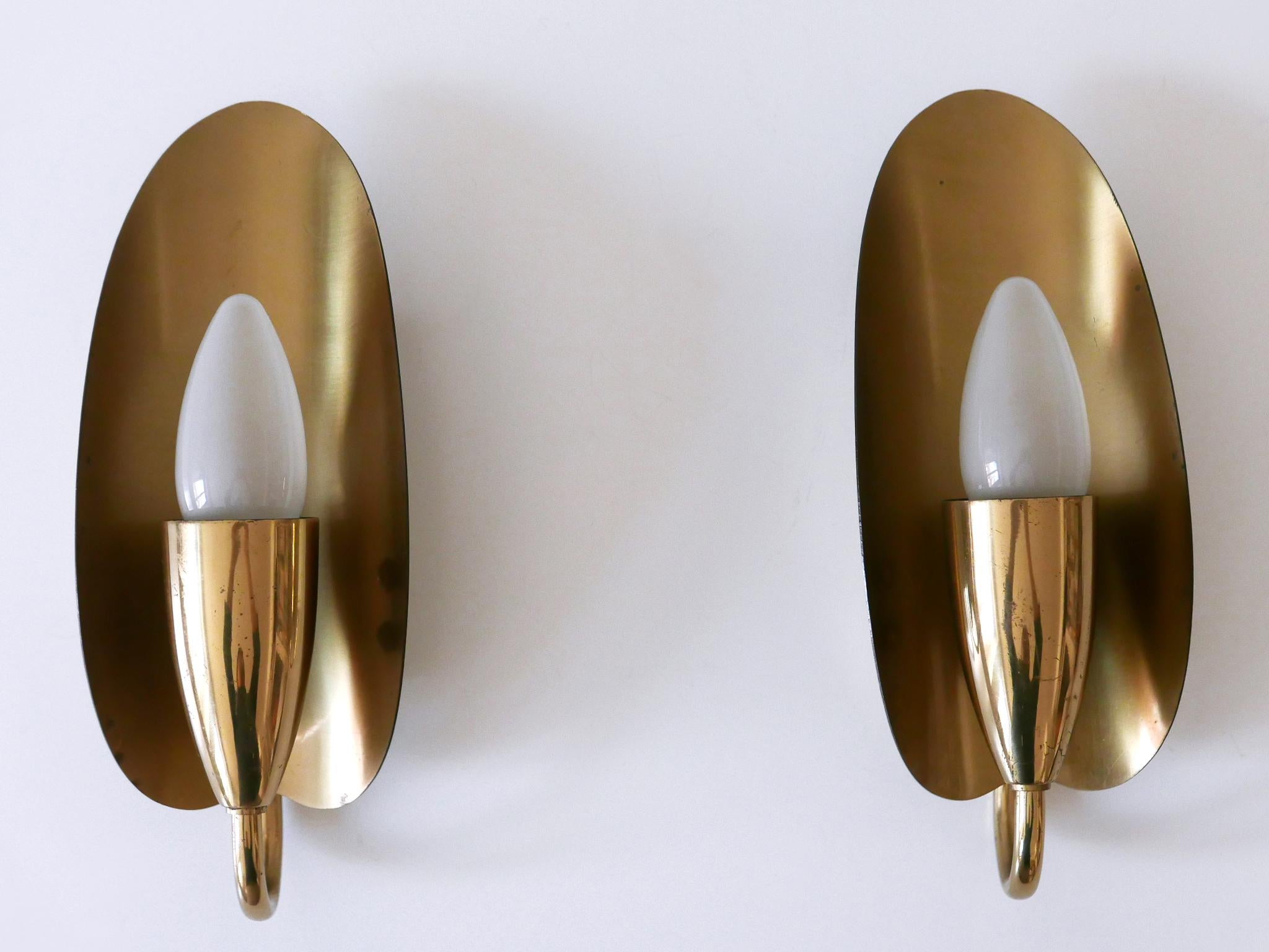 Set di due graziose lampade da parete in ottone della metà del secolo scorso Germania anni '50 In condizioni buone in vendita a Munich, DE