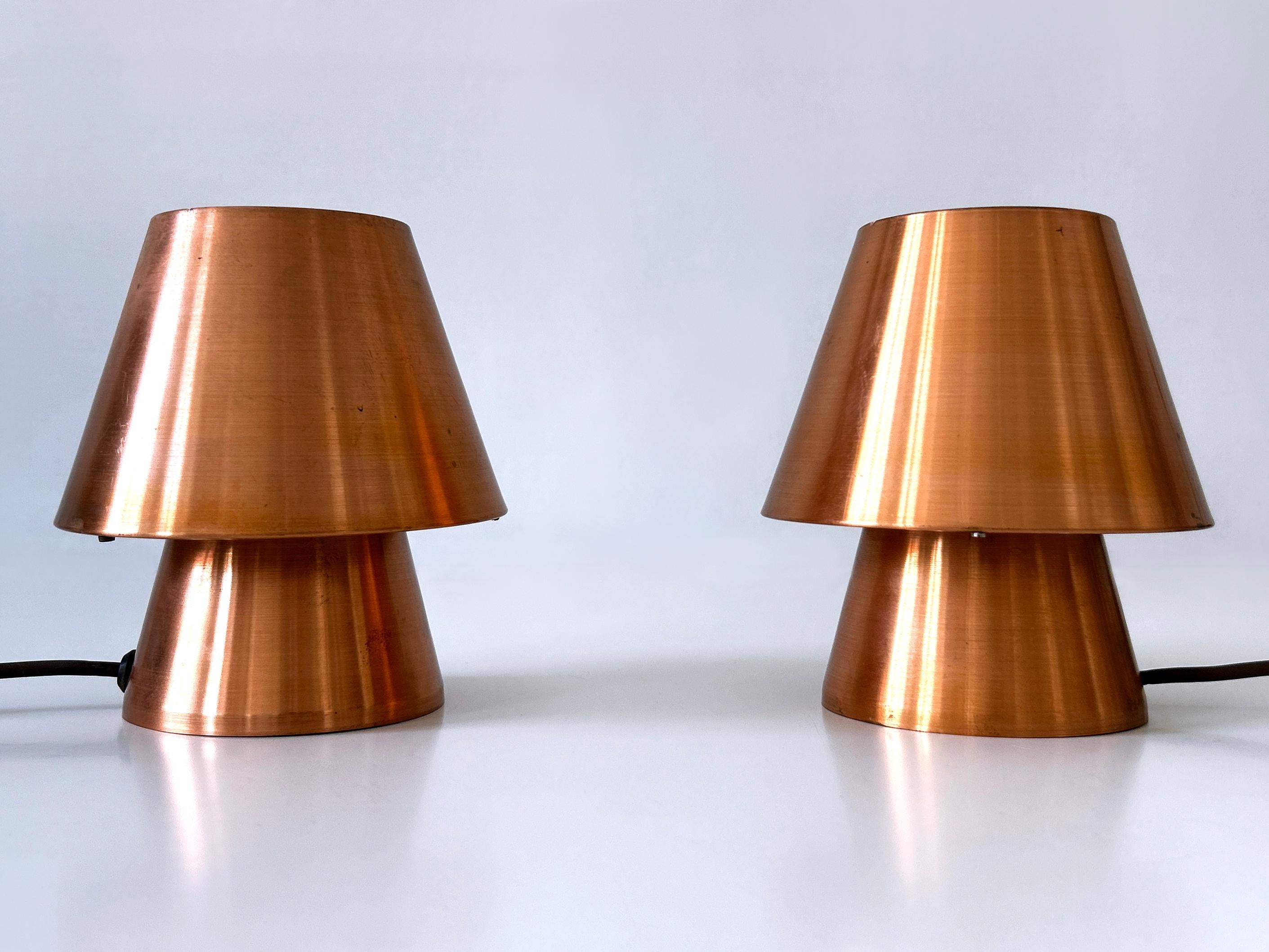 Set of Two Lovely Mid Century Modern Copper Bedside Table Lamps Germany 1960s For Sale 5