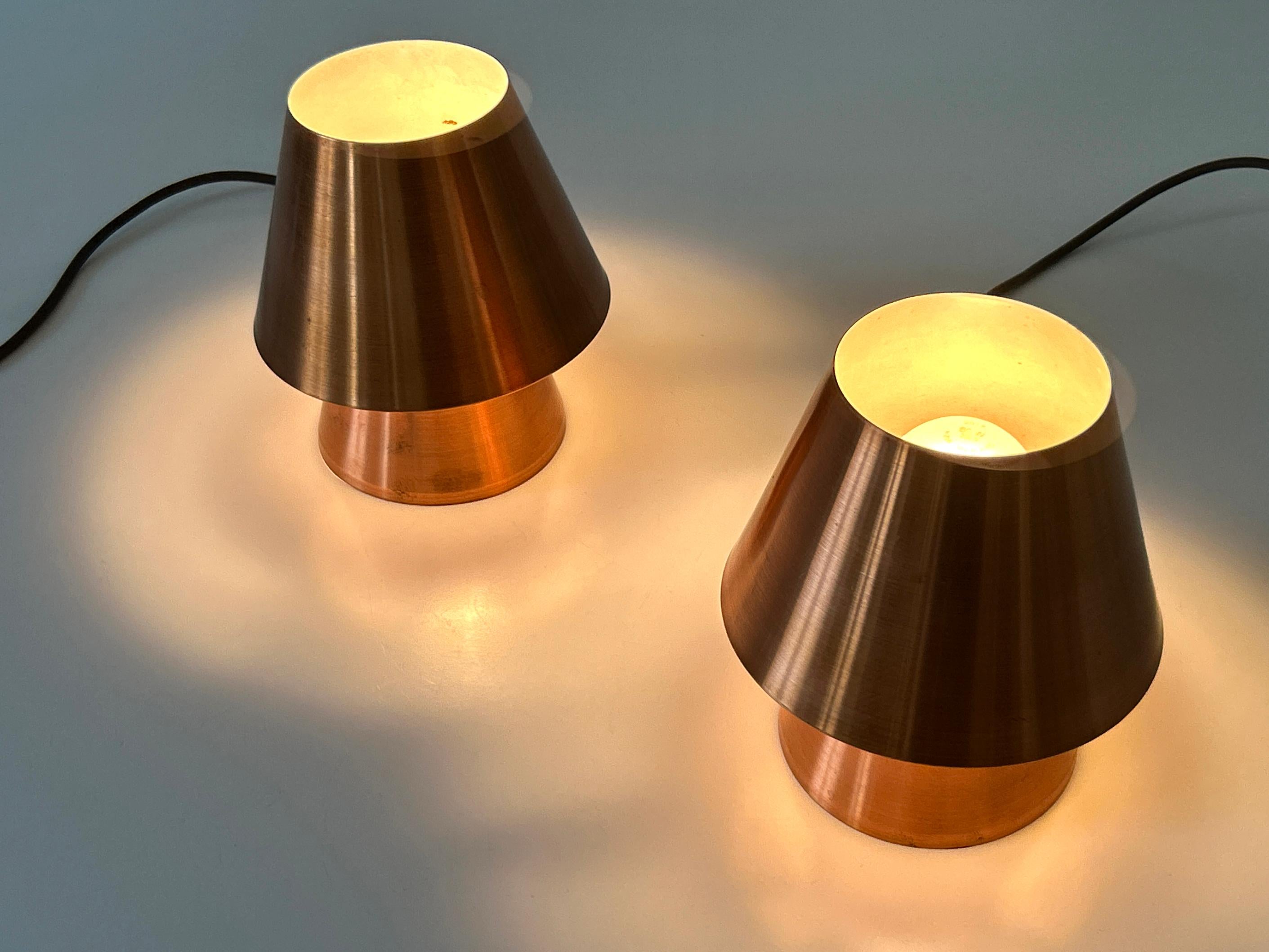 Set of Two Lovely Mid Century Modern Copper Bedside Table Lamps Germany 1960s For Sale 9