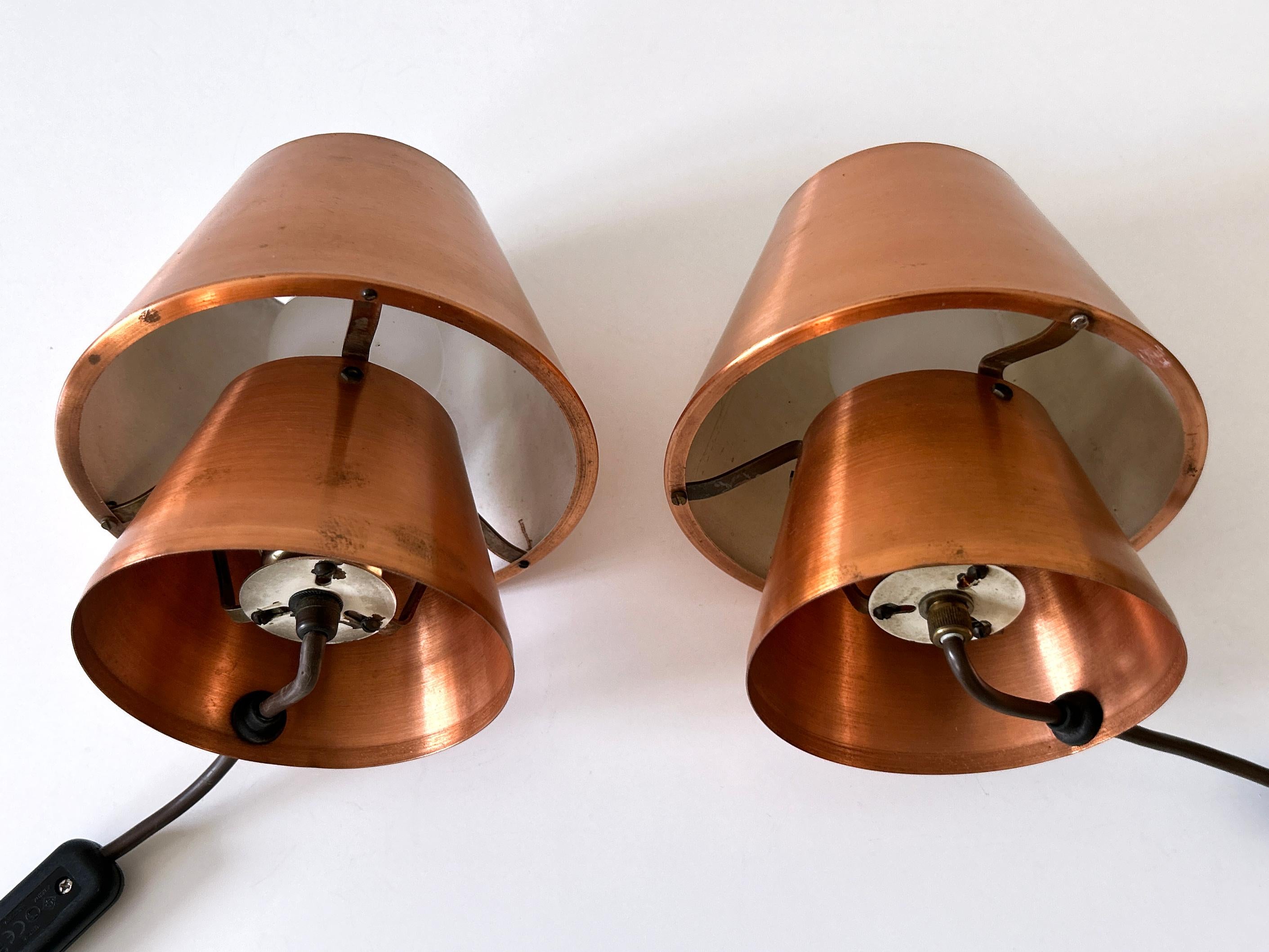 Set of Two Lovely Mid Century Modern Copper Bedside Table Lamps Germany 1960s For Sale 15