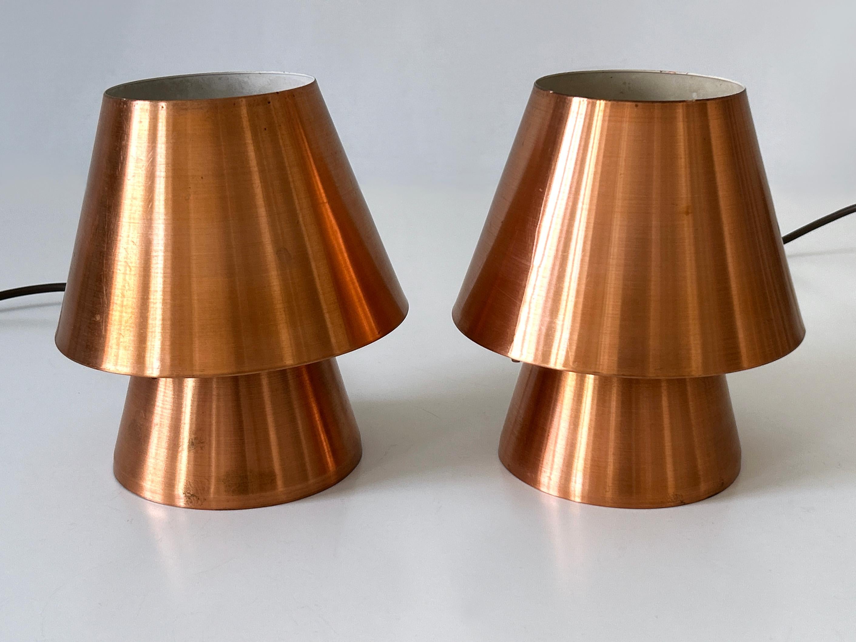Set of Two Lovely Mid Century Modern Copper Bedside Table Lamps Germany 1960s For Sale 4