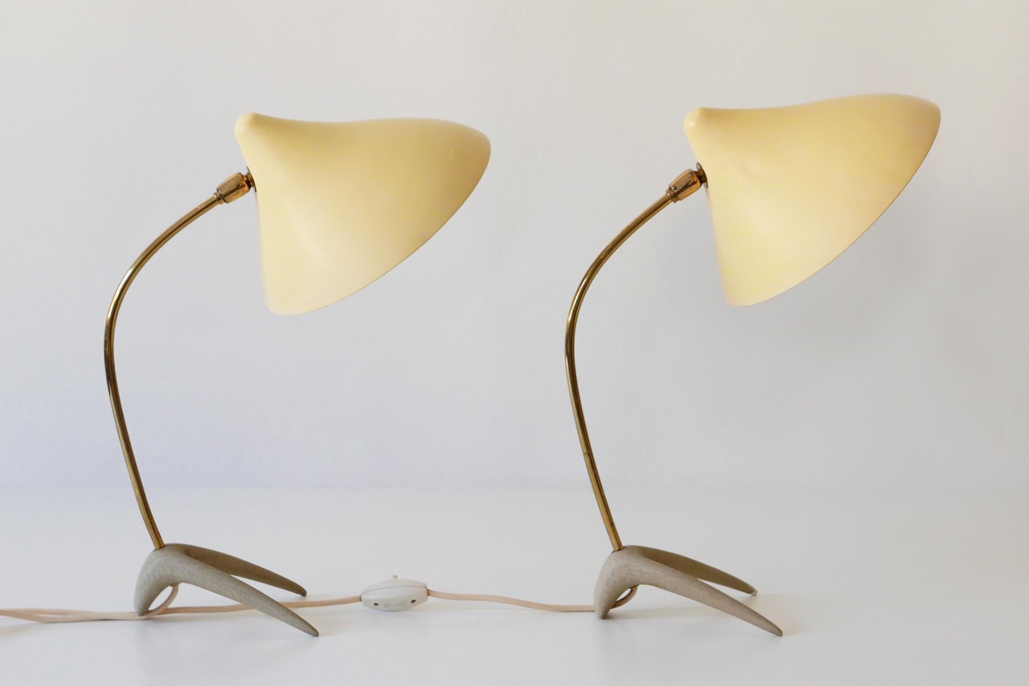 Set of Two Lovely Mid-Century Modern Table Lamps by Louis Kalff for Cosack 1950s For Sale 7