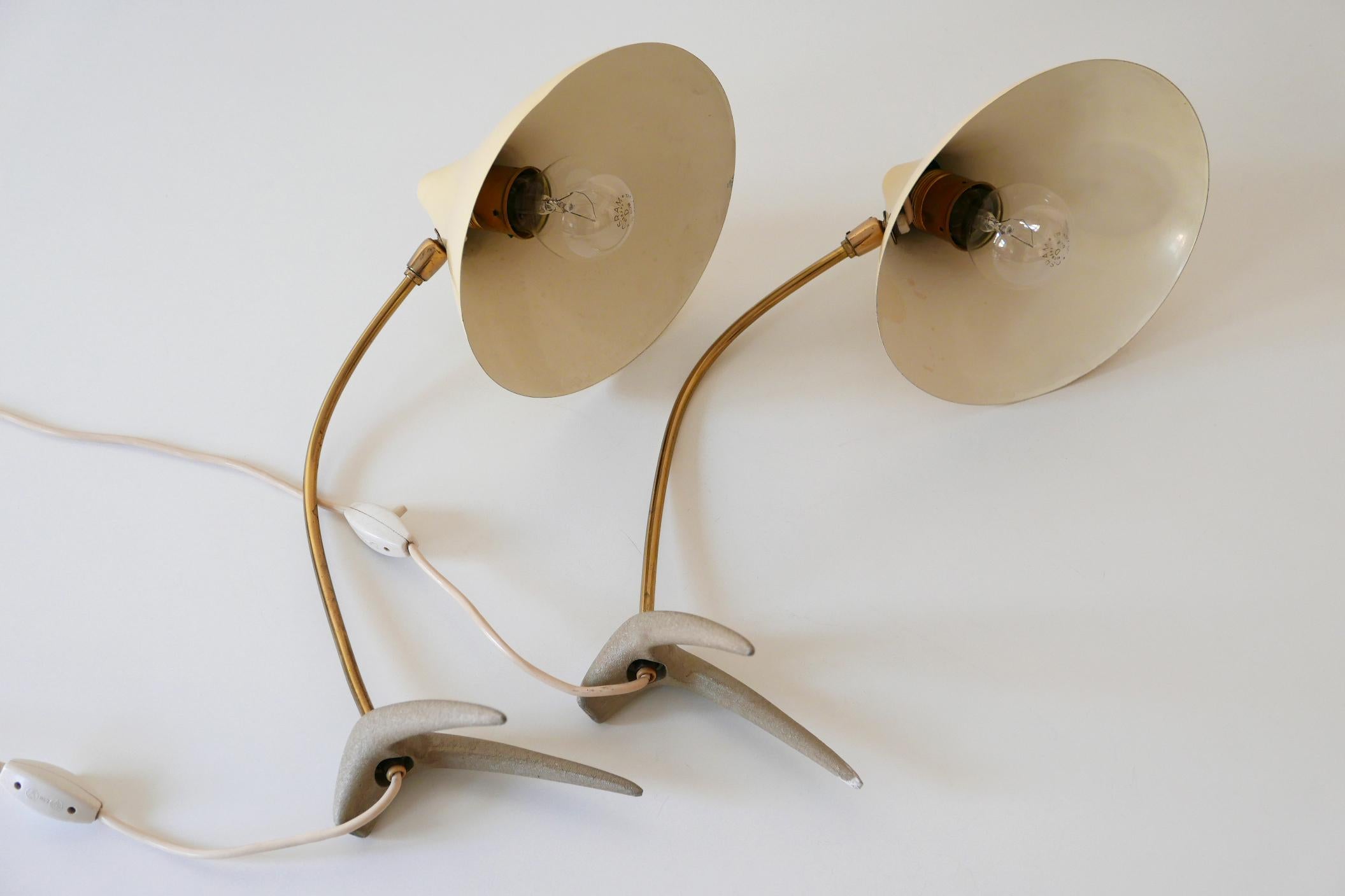 Set of Two Lovely Mid-Century Modern Table Lamps by Louis Kalff for Cosack 1950s For Sale 10