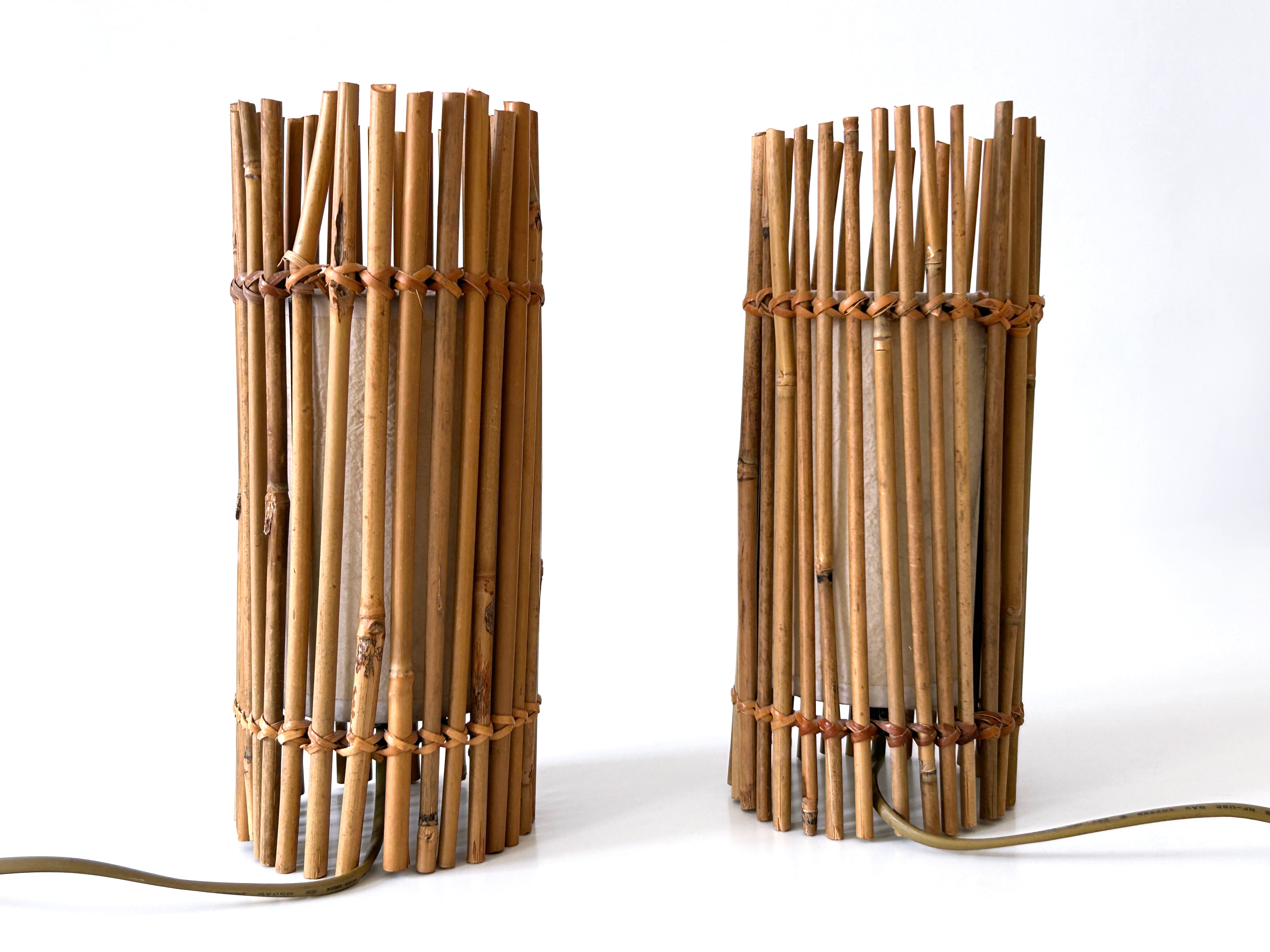 Set of Two Lovely Vintage Bamboo Bedside Table Lamps Germany 1980s In Good Condition For Sale In Munich, DE
