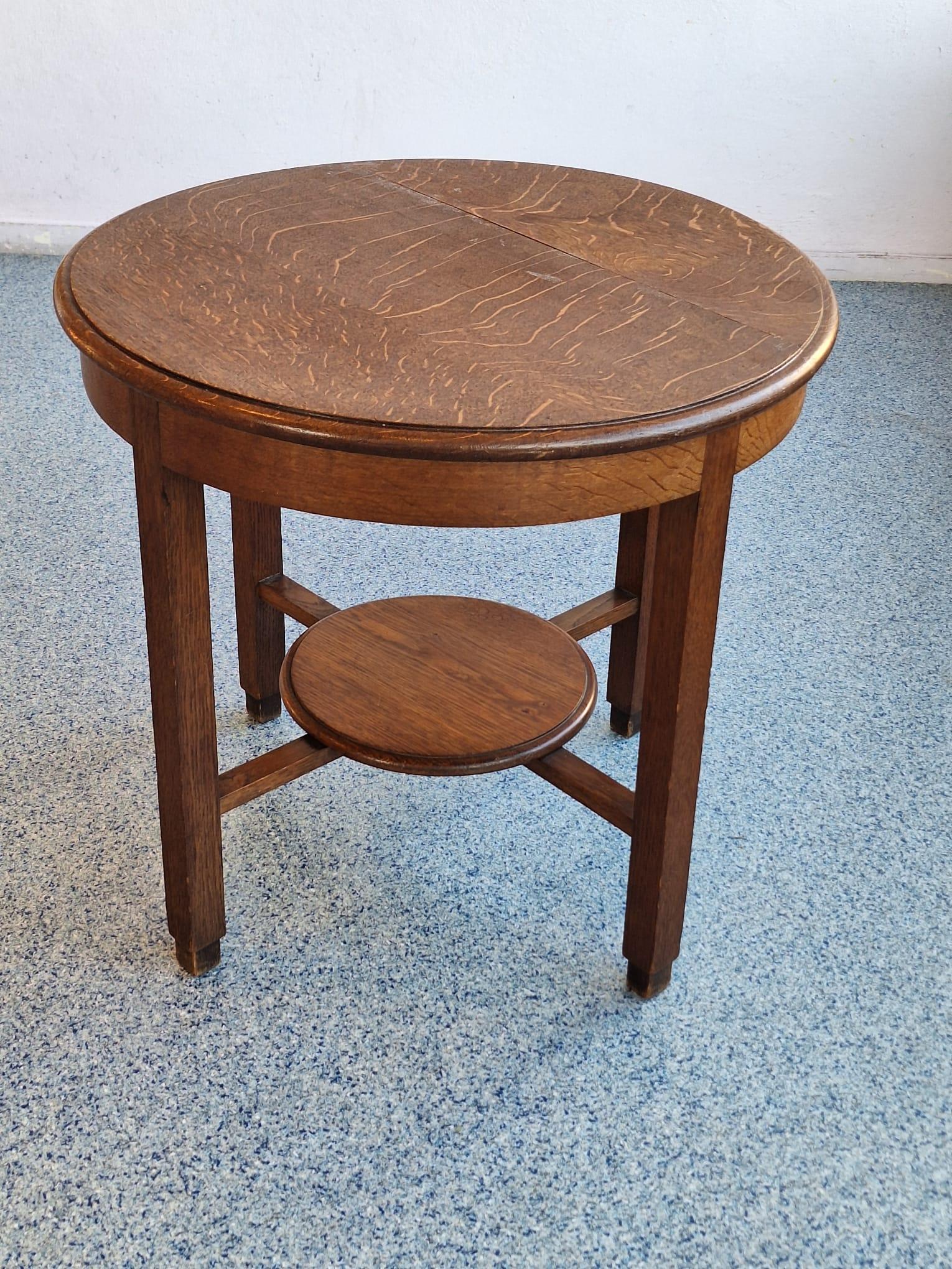 Ensemble de deux chaises basses et table basses d'Amsterdam  École/Art déco en vente 3