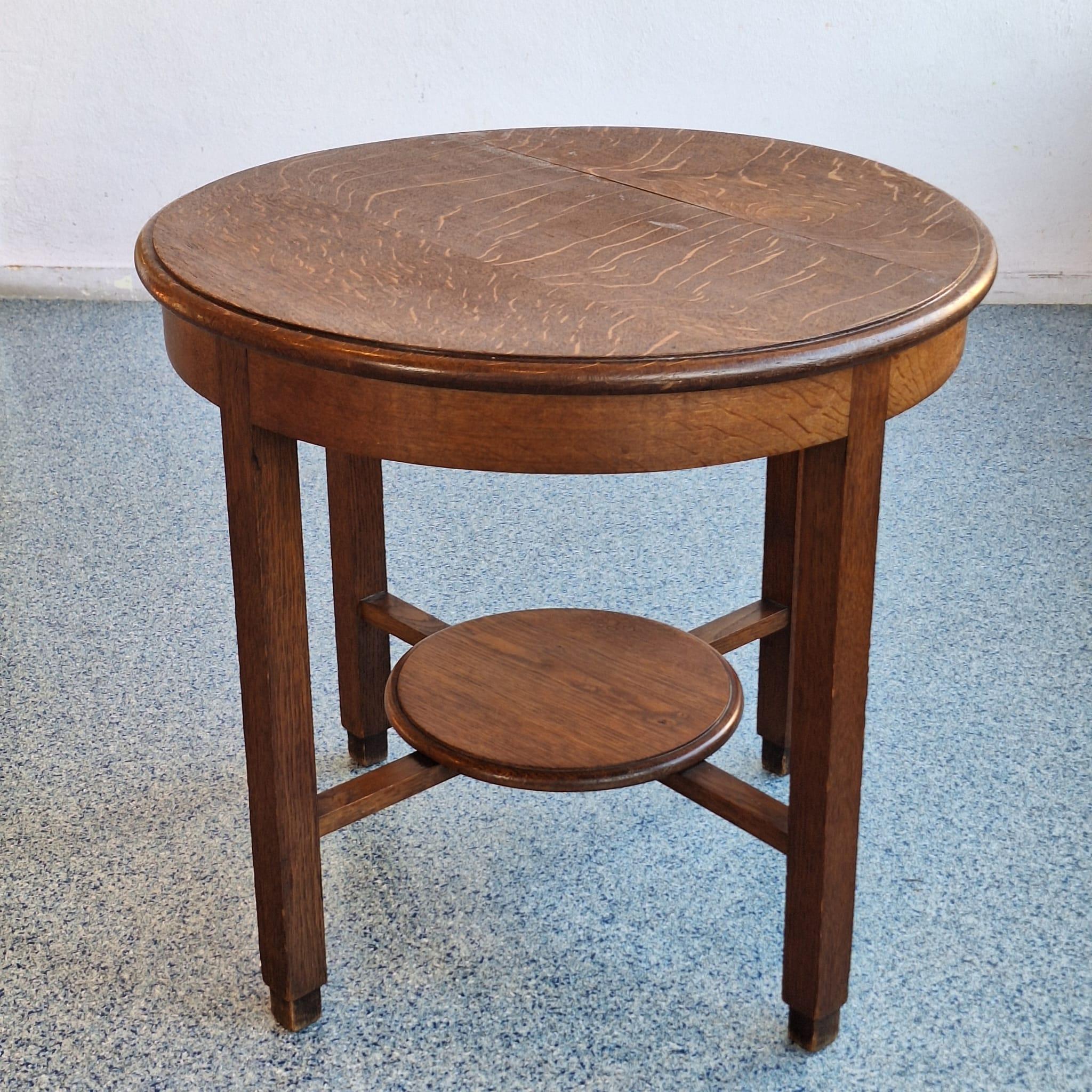 Ensemble de deux chaises basses et table basses d'Amsterdam  École/Art déco en vente 4