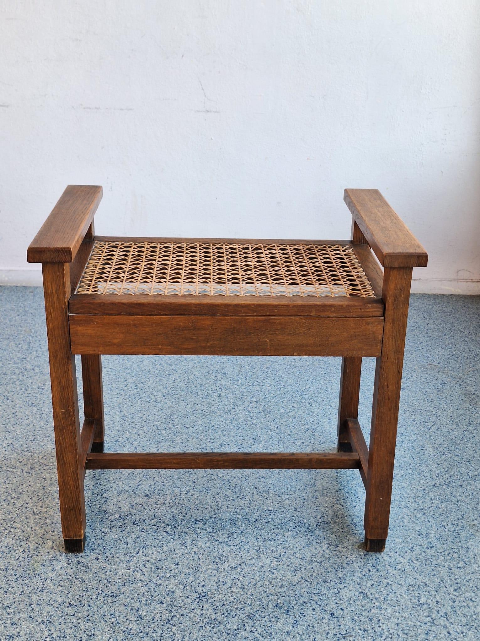 Ensemble de deux chaises basses et table basses d'Amsterdam  École/Art déco en vente 8