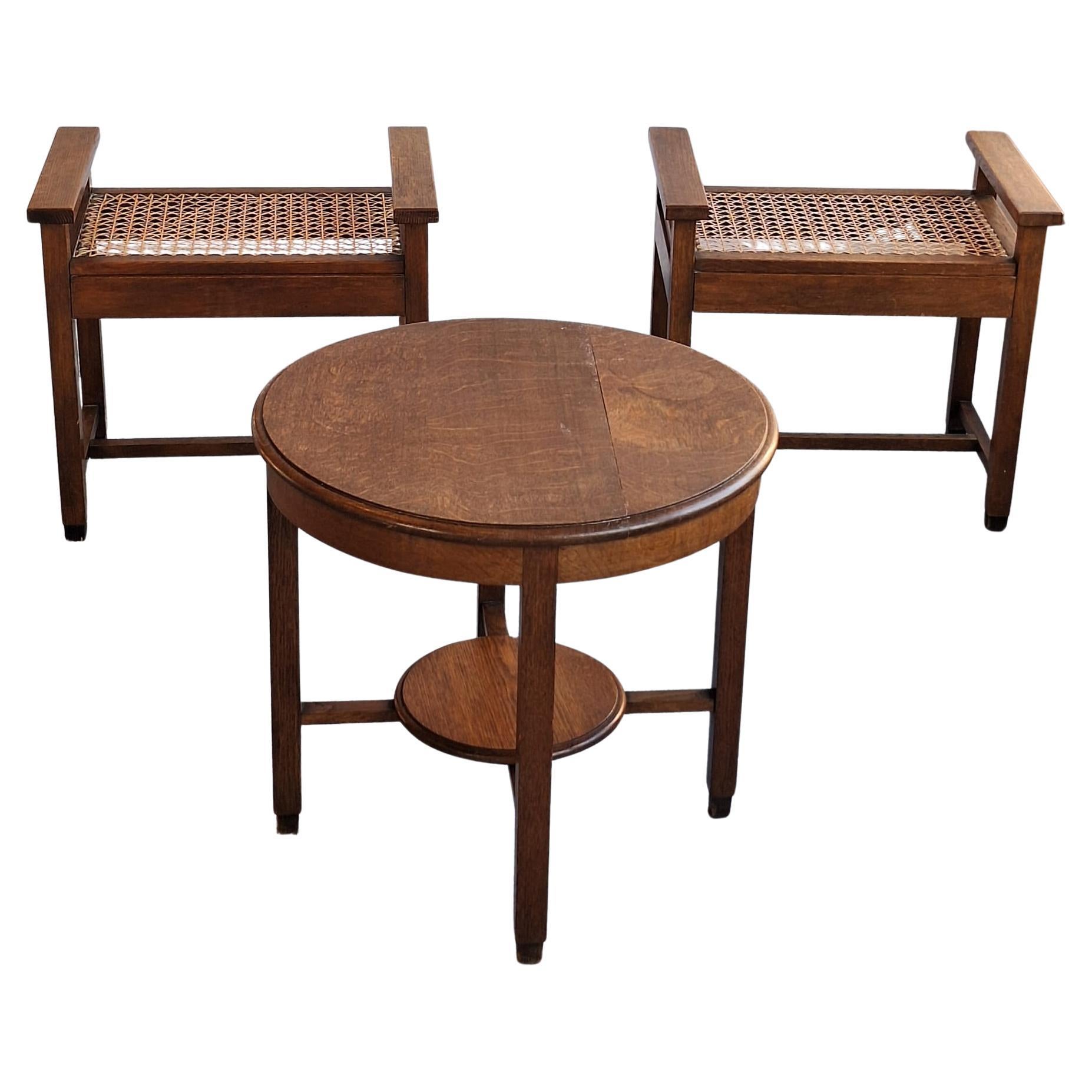 Ensemble de deux chaises basses et table basses d'Amsterdam  École/Art déco