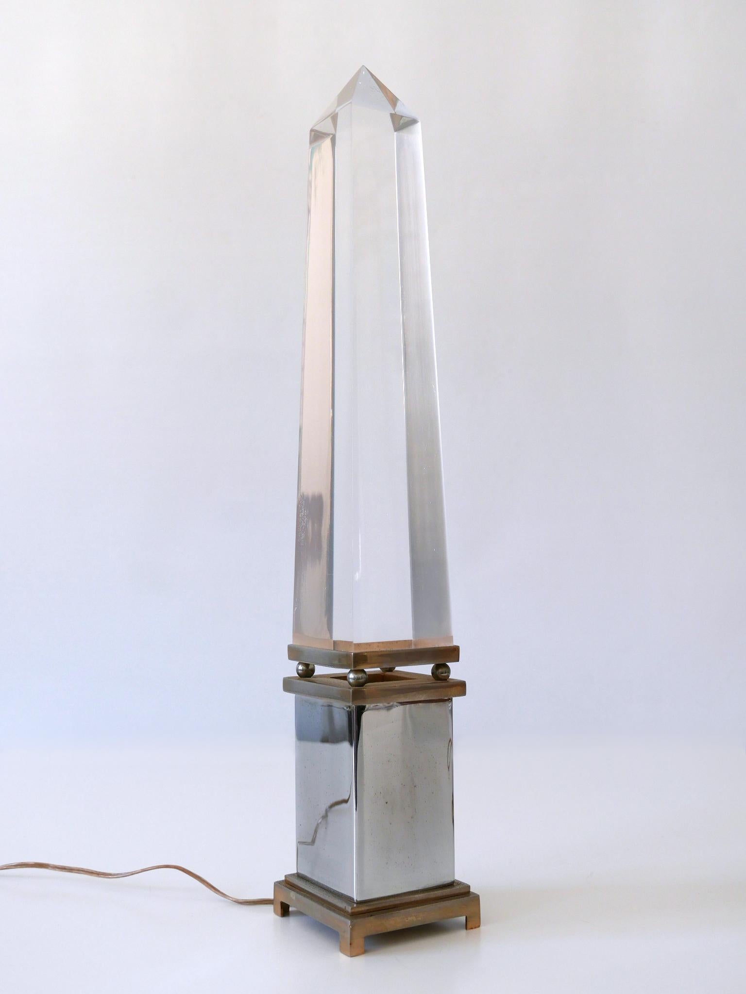 Late 20th Century Set of Two Lucite Obelisk Table Lamps by Sandro Petti for Maison Jansen France For Sale