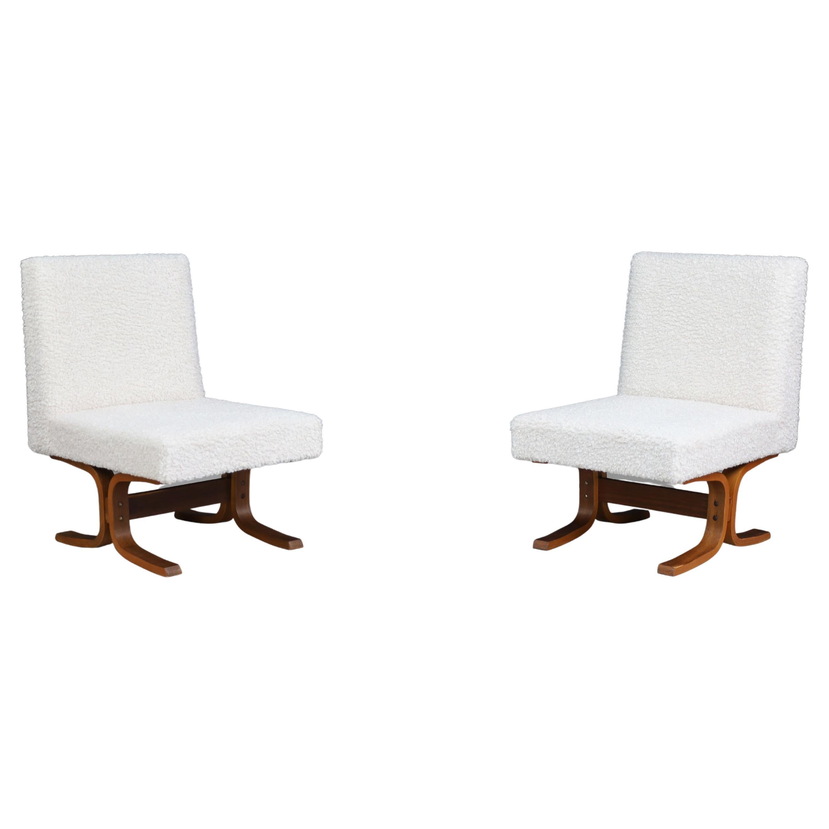 Can I use a lounge chair in a living room?