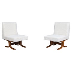 Satz von zwei Ludvik Volak Bugholzsesseln aus Off-White Bouclé, CZ 1960er Jahre