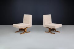 Ensemble de deux chaises longues Ludvik Volak en bois cintré recouvertes de tissu Teddy souple, CZ 1960