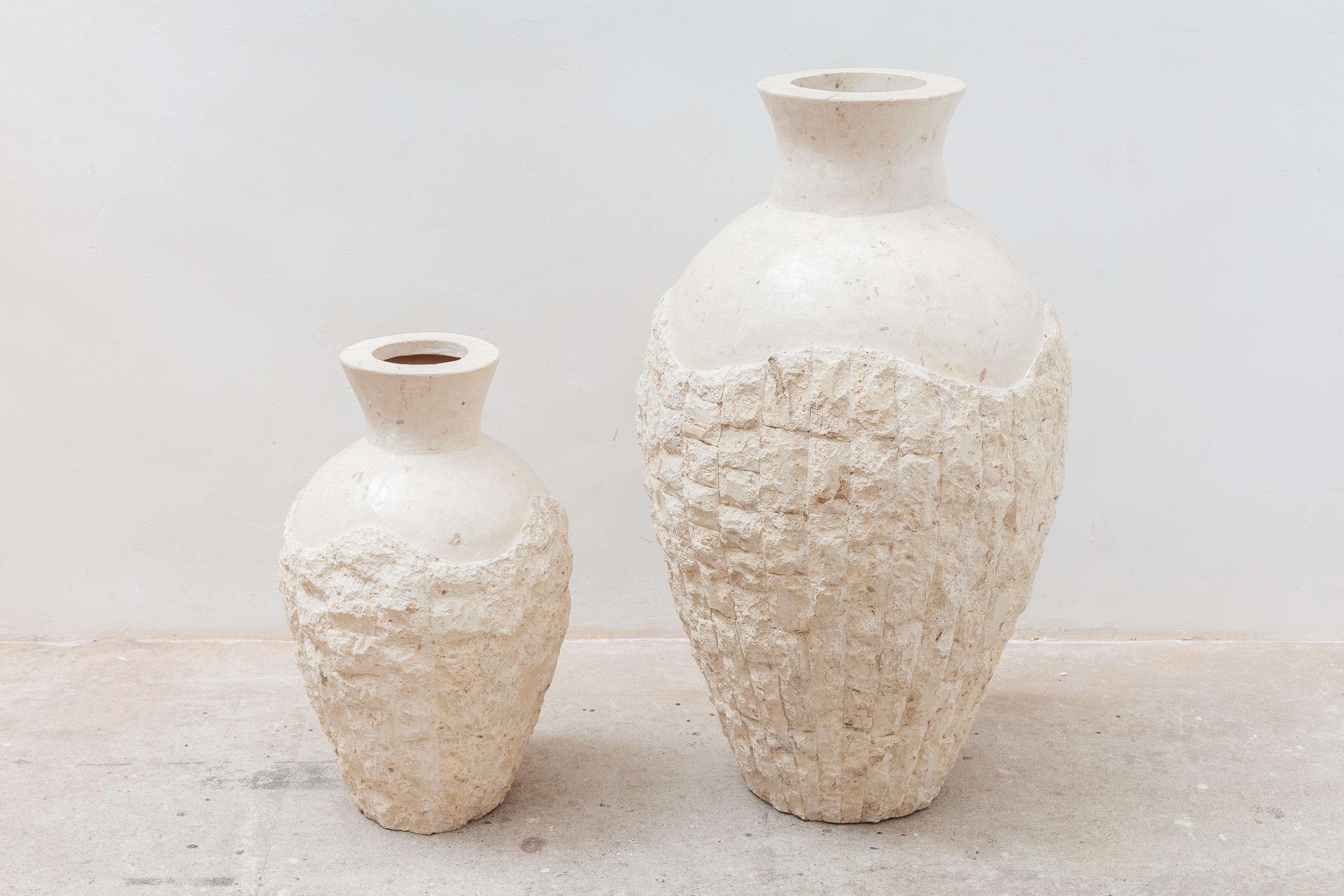 Set of Two Mactan Stone Large Floor Vases, 1980s In Good Condition In Antwerp, BE
