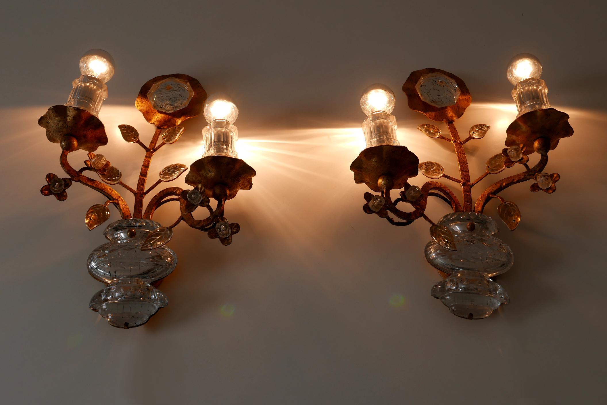 Set of Two Maison Baguès Crystal & Gilt Metal Sconces or Wall Lamps 1960s France For Sale 6