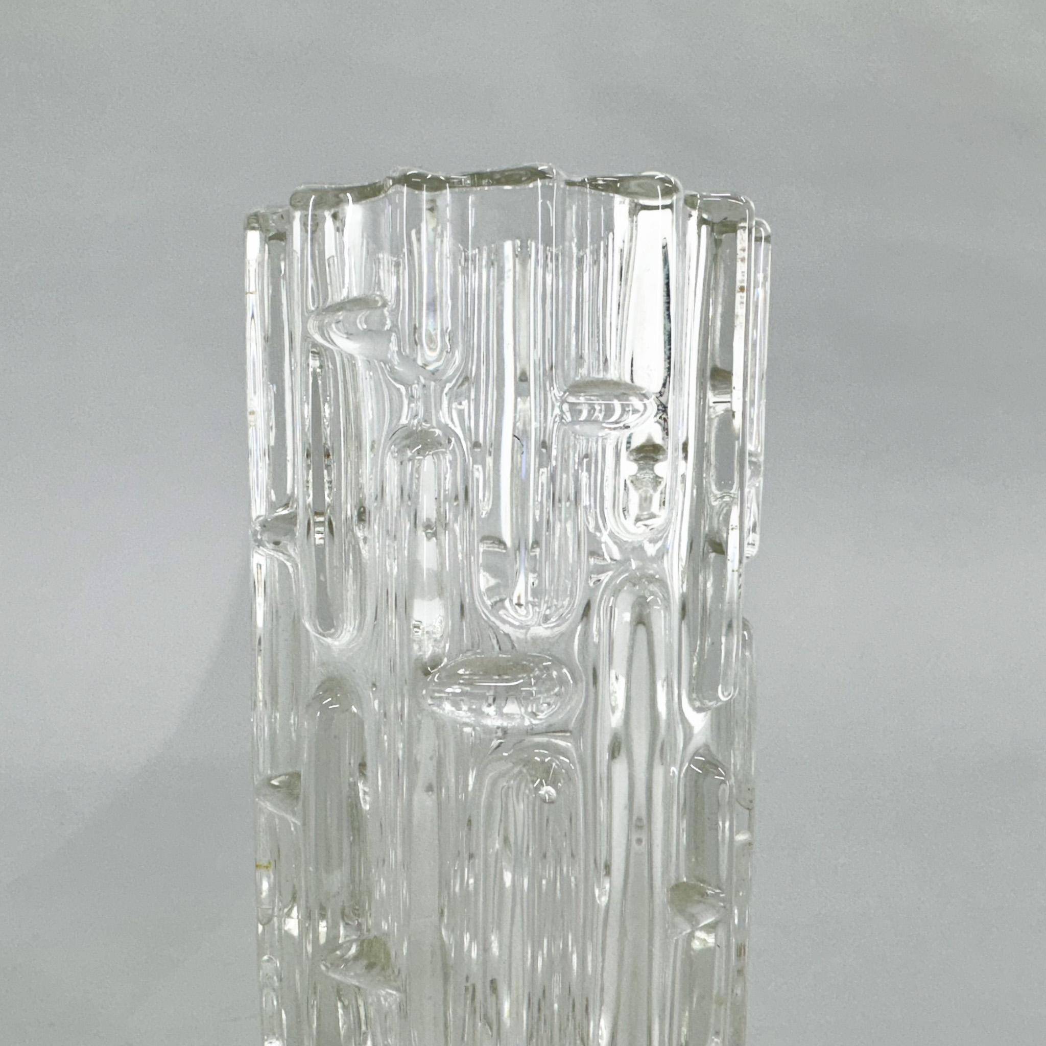 Glass Set of Two 'Maze' Vases by Frantisek Vizner, 1965 For Sale