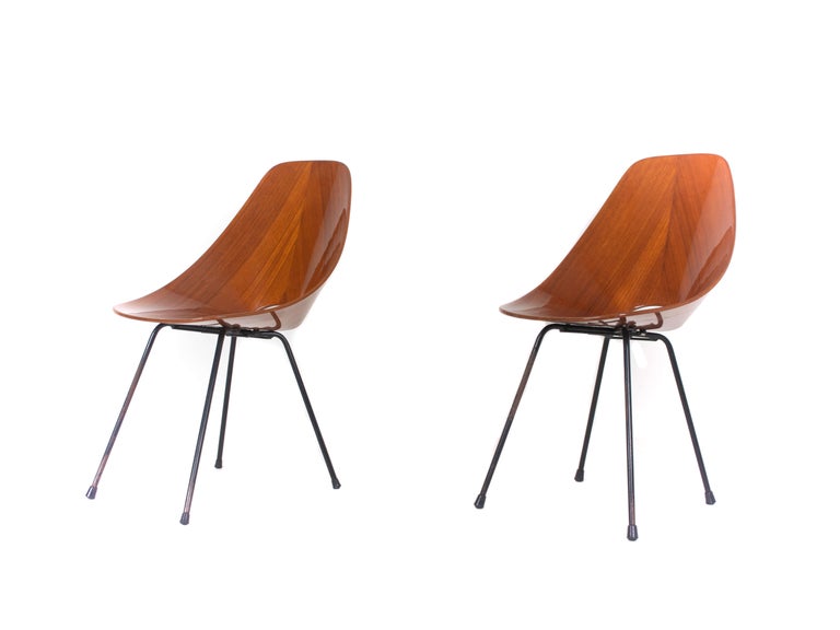 Italian Set of Two Medea Chairs by Vittorio Nobili for Fratelli Tagliabue, Italy, 1950s For Sale